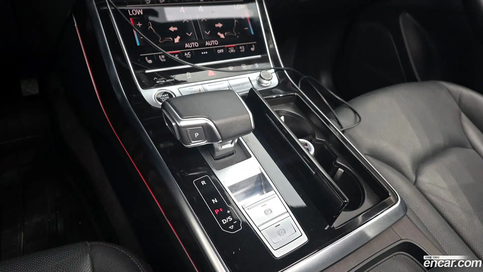 Q7 Audi 2021.11-INNER-009