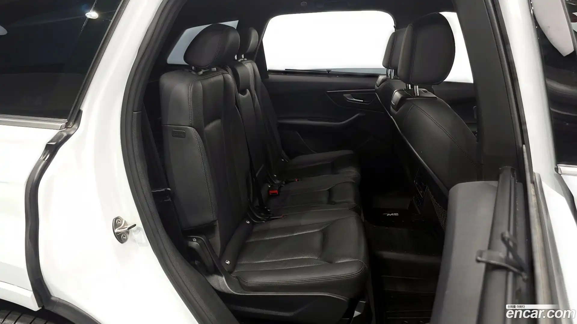 Q7 Audi 2021.11-OPTION-015