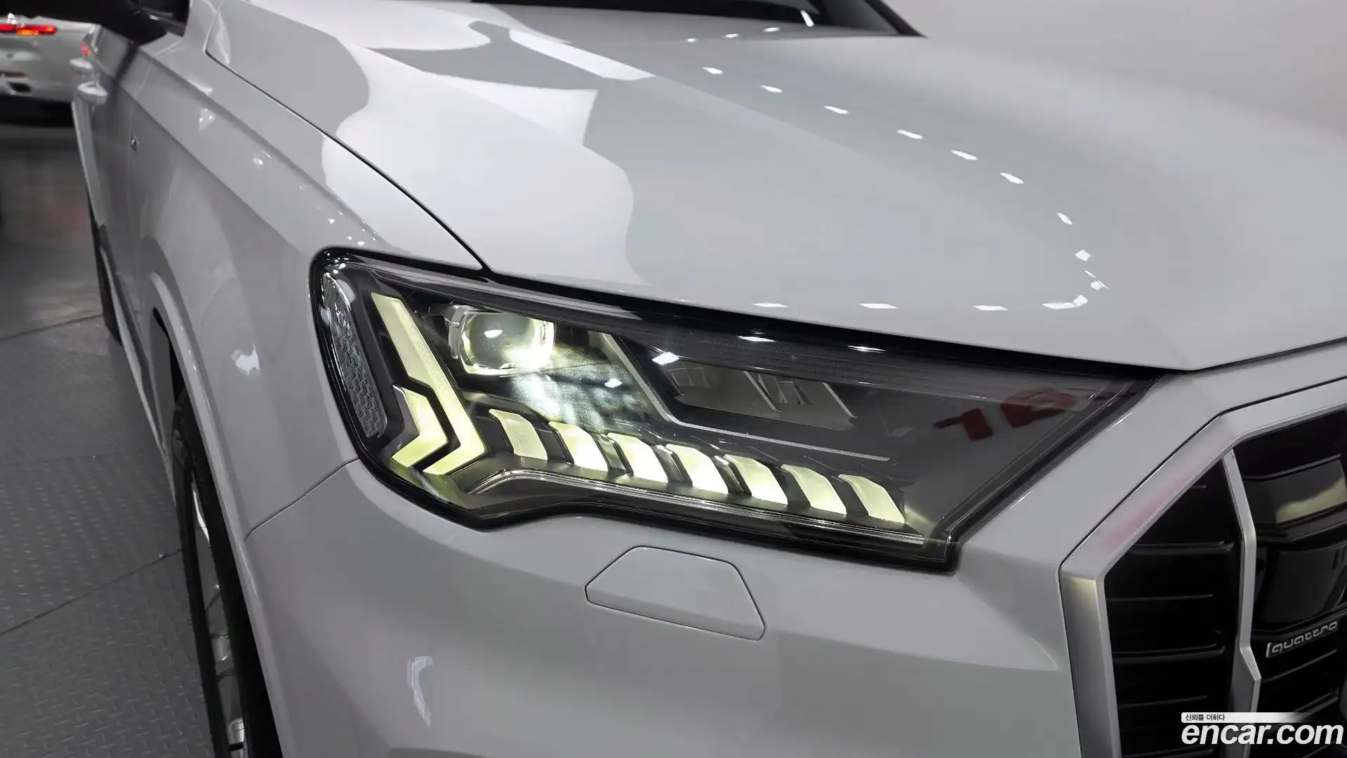 Q7 Audi 2021.11-OUTER-032