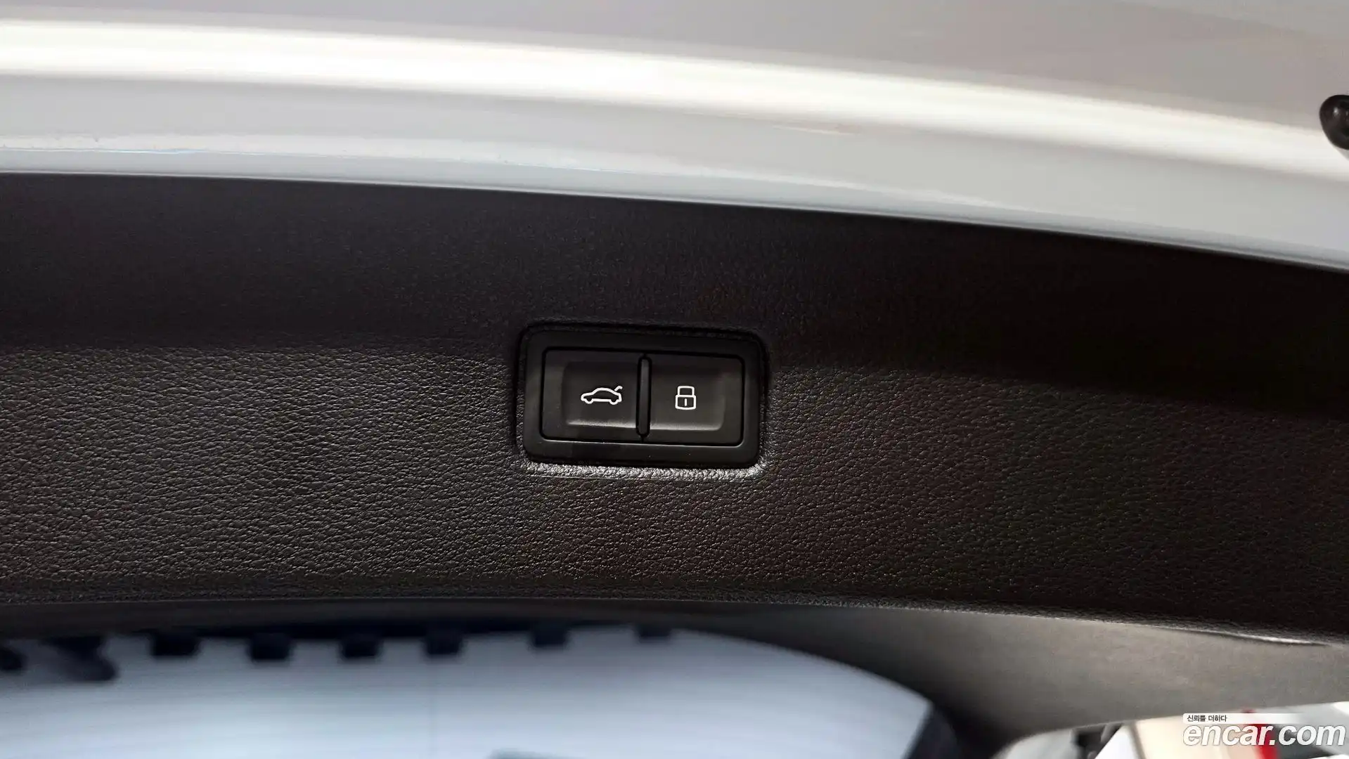 Q7 Audi 2021.11-OPTION-042