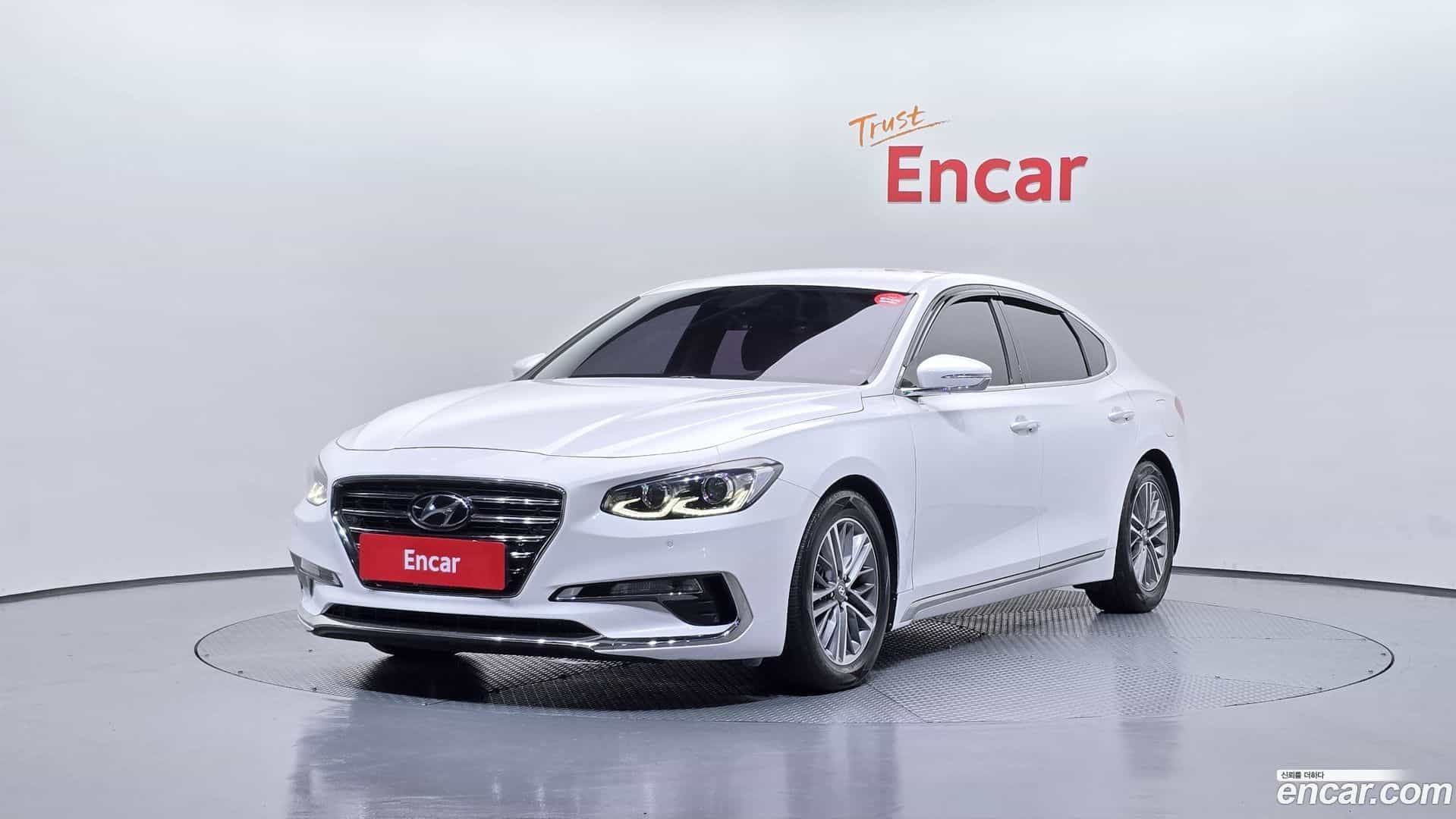 Grandeur Hyundai 2018.2-OUTER-001