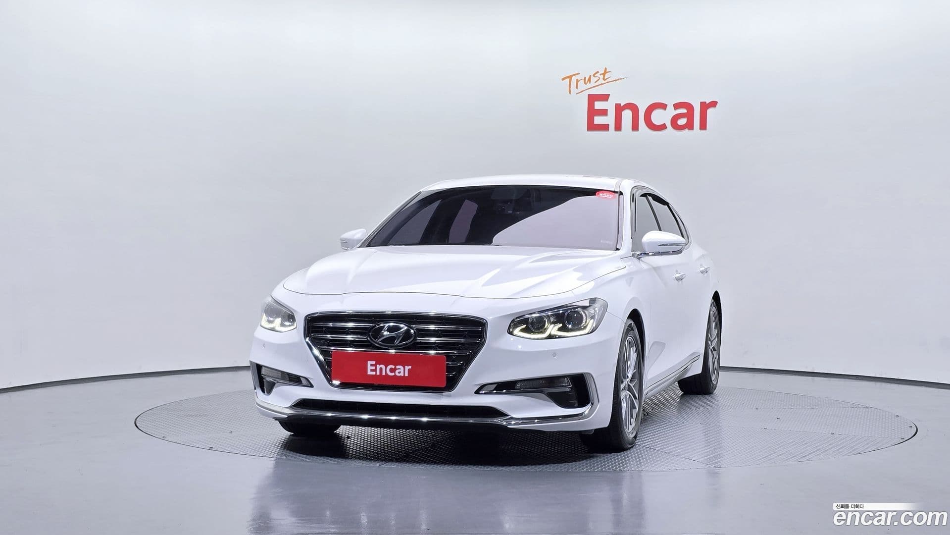 Main__Slider__Photo:Grandeur Hyundai 2018.2-2
