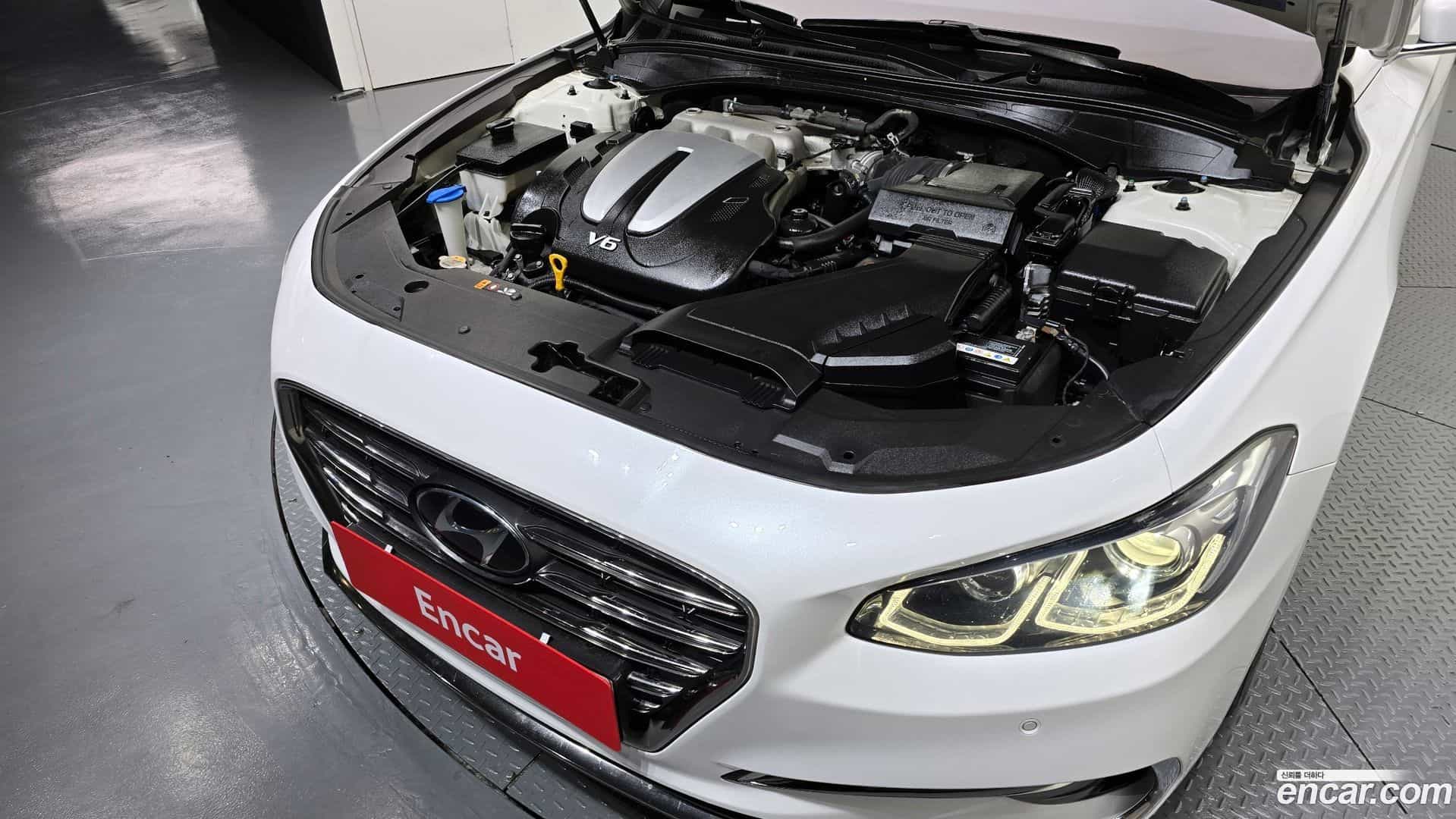 Grandeur Hyundai 2018.2-OUTER-006