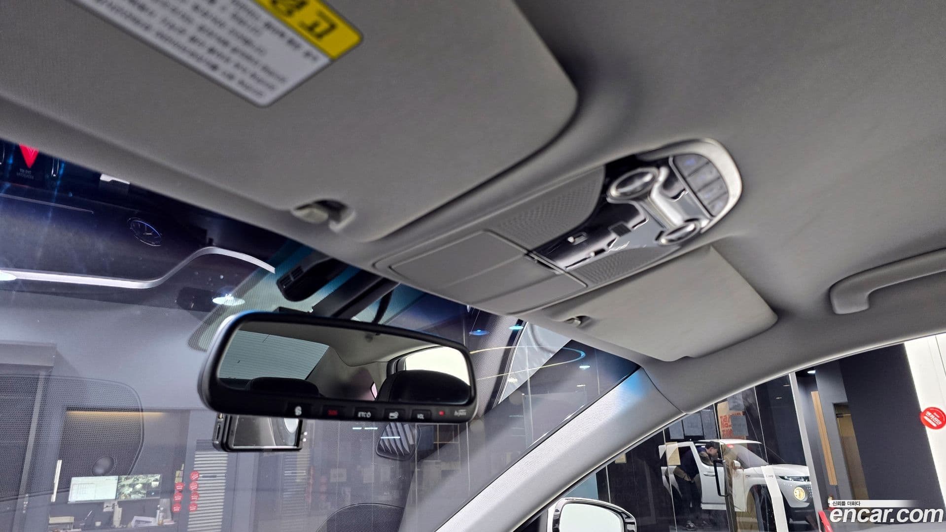 Main__Slider__Photo:Grandeur Hyundai 2018.2-17