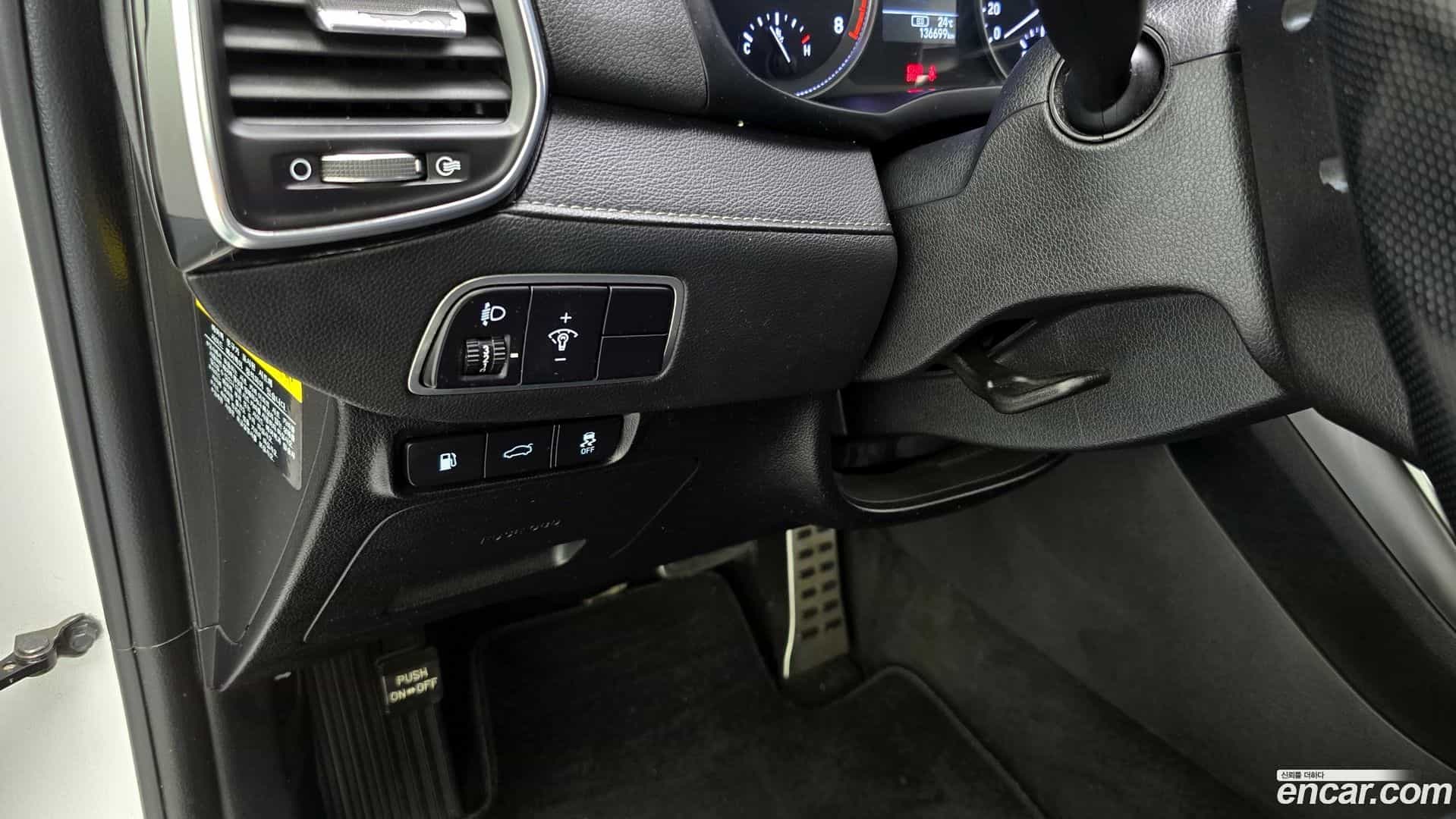 Grandeur Hyundai 2018.2-OPTION-023