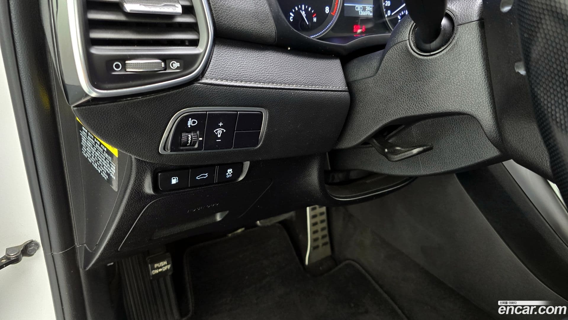 Main__Slider__Photo:Grandeur Hyundai 2018.2-18