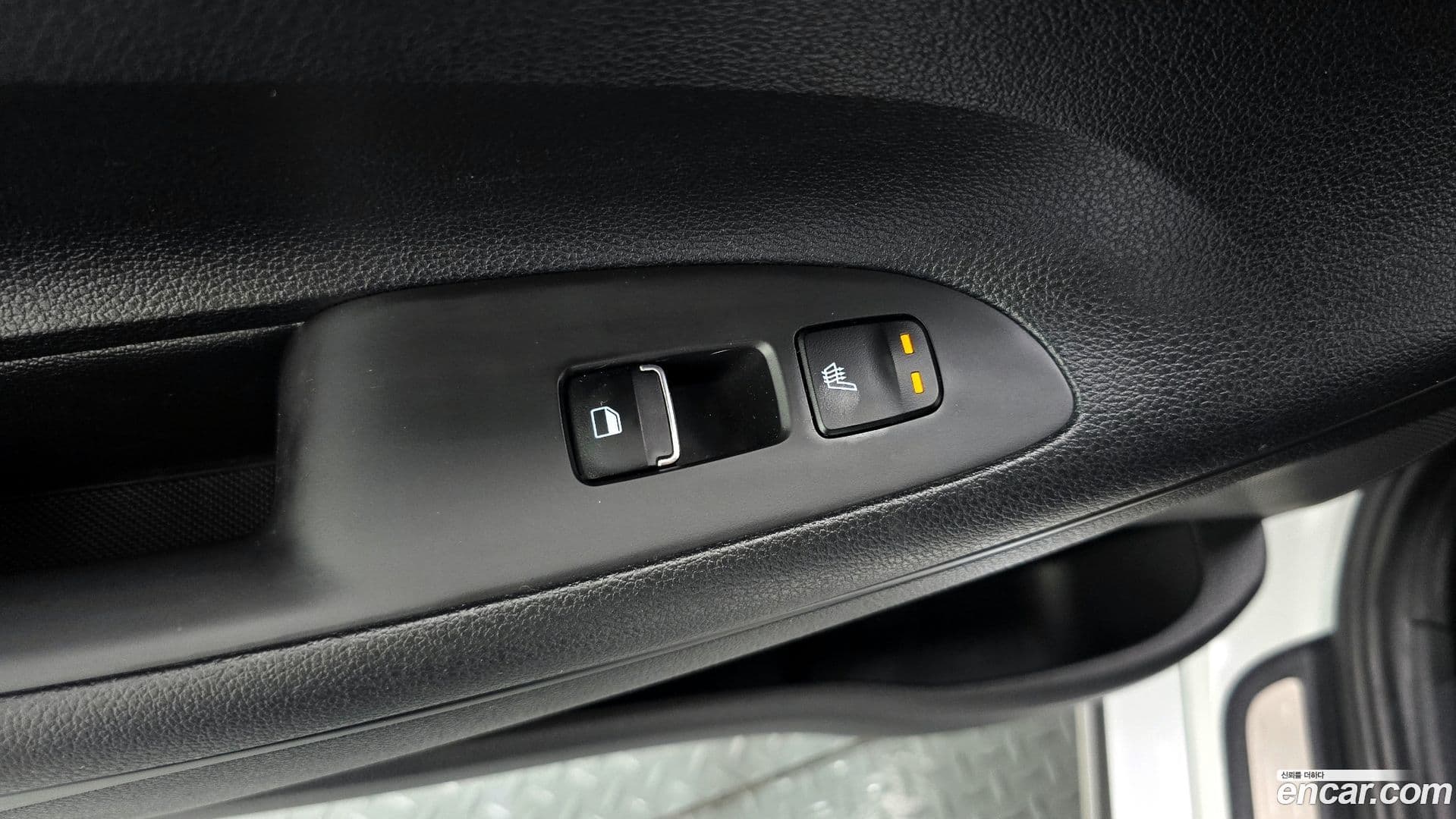 Main__Slider__Photo:Grandeur Hyundai 2018.2-26