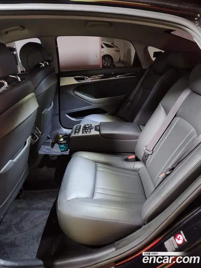 G80 Genesis 2019.10-INNER-008