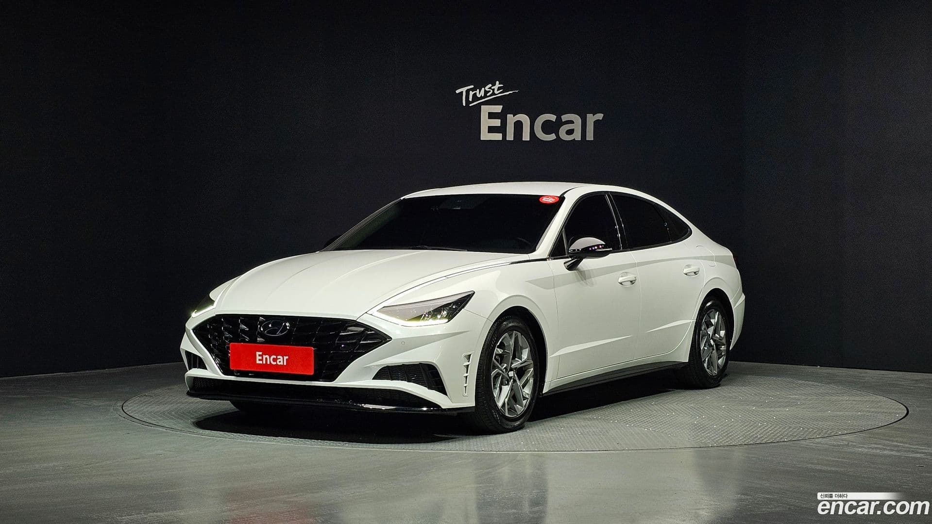Main__Slider__Photo:Sonata Hyundai 2022.9-0