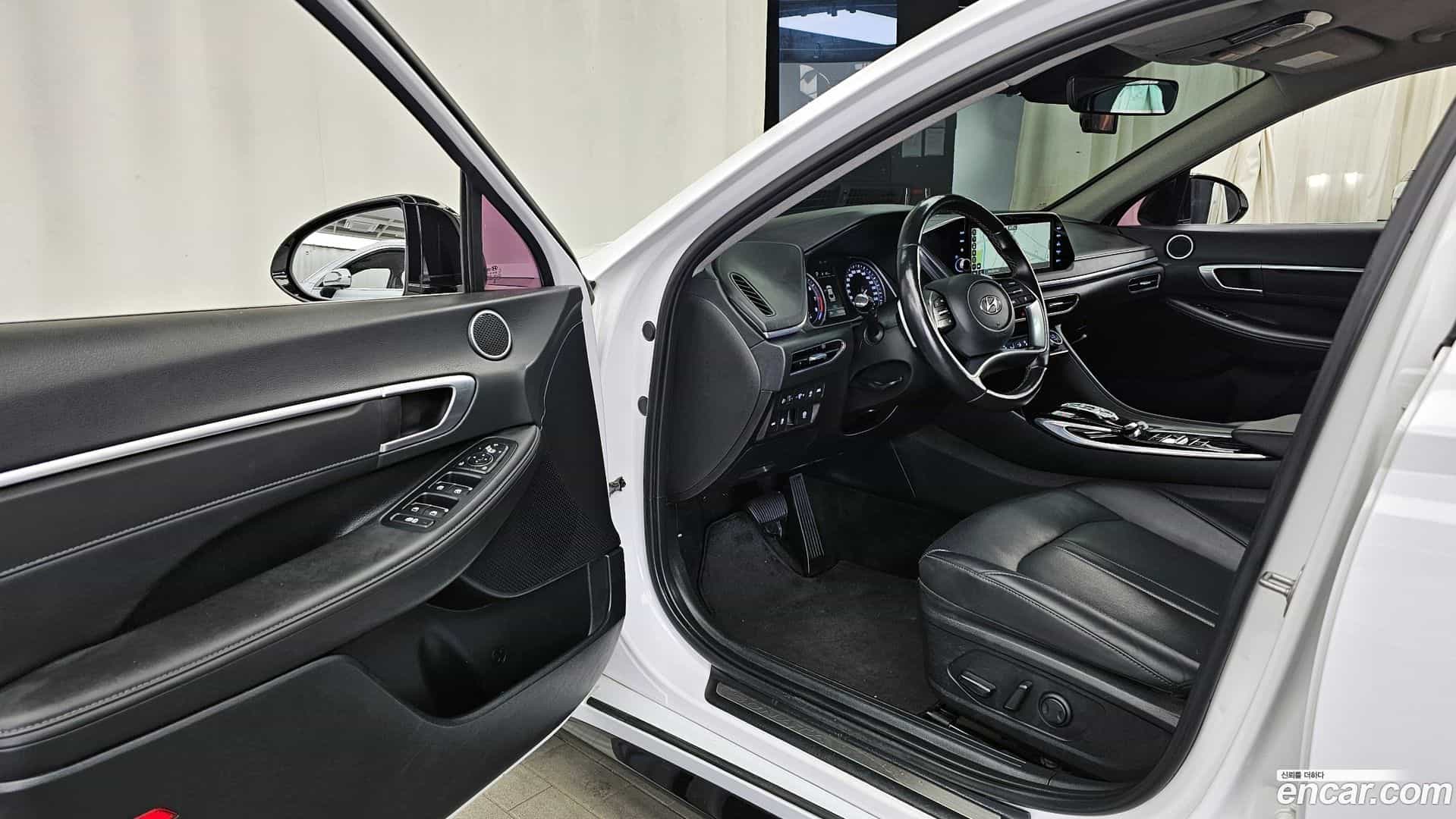 Sonata Hyundai 2022.9-INNER-010