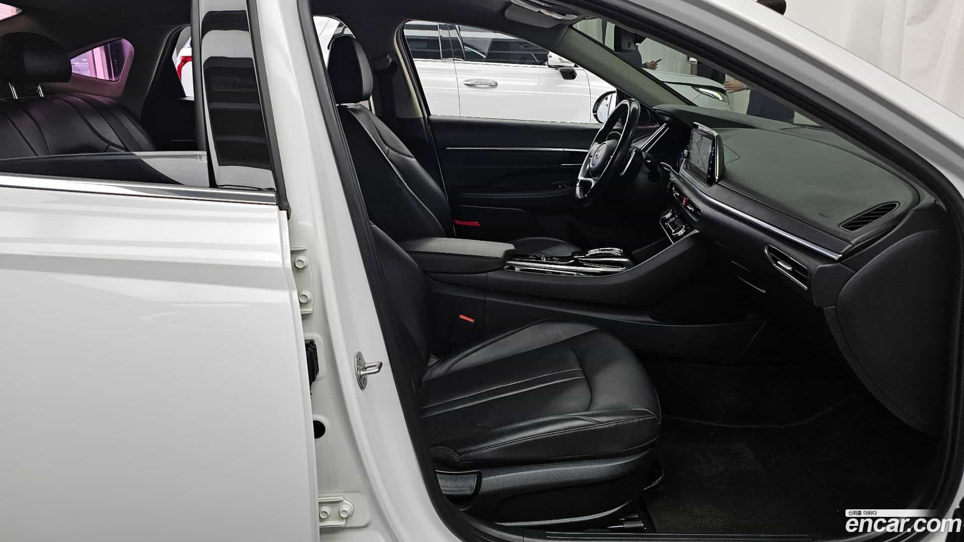 Sonata Hyundai 2022.9-OPTION-015