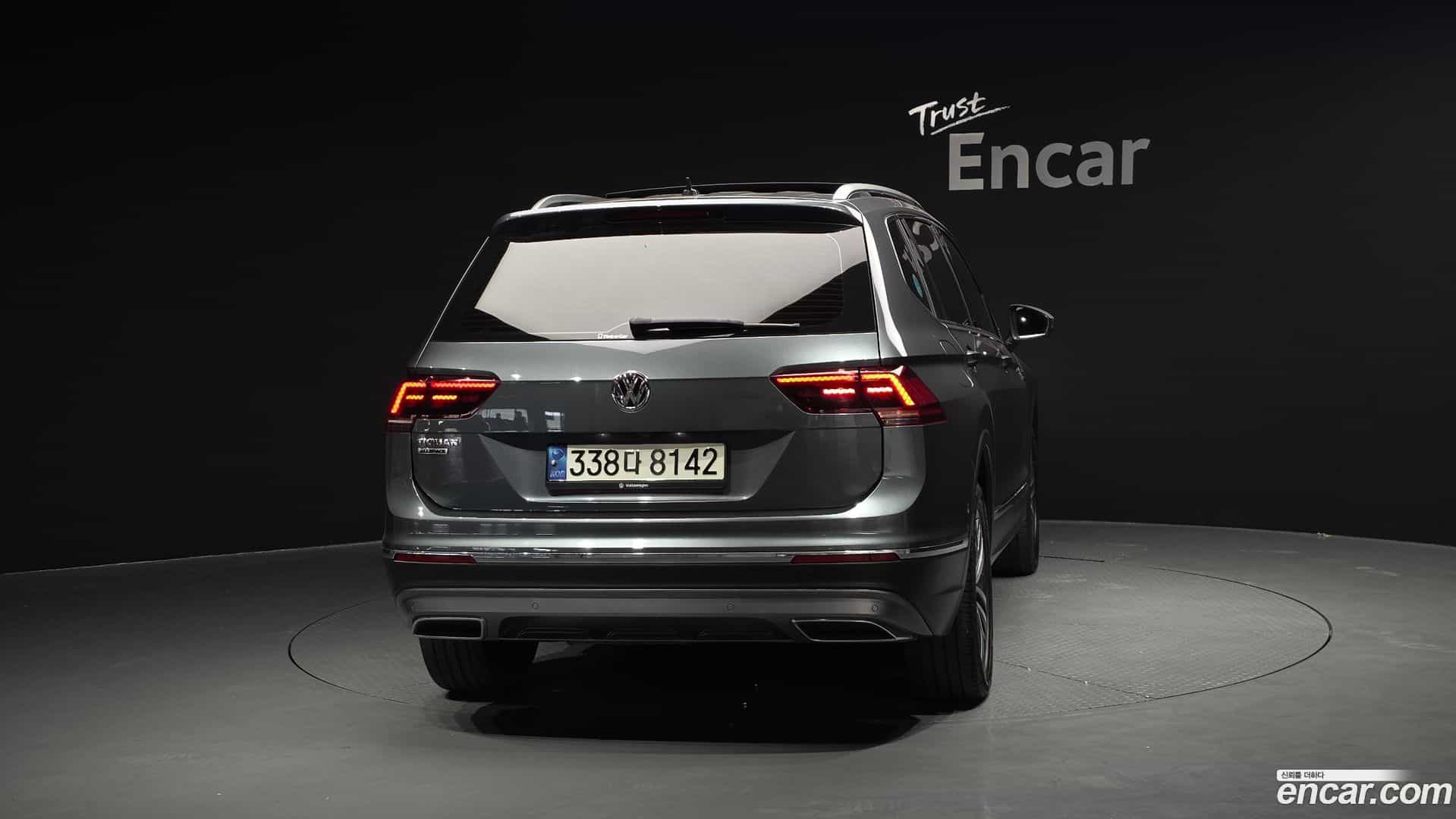 Tiguan Volkswagen 2020.11-OUTER-004