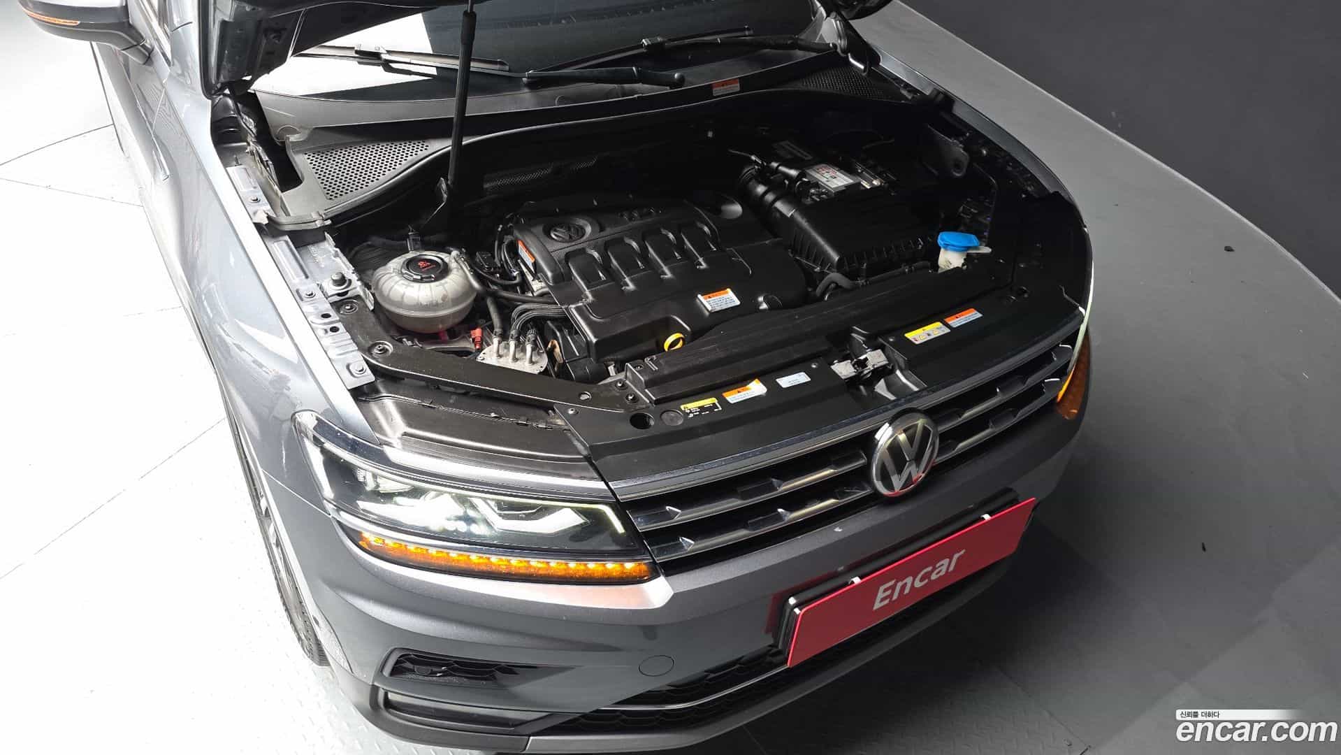 Tiguan Volkswagen 2020.11-OUTER-006