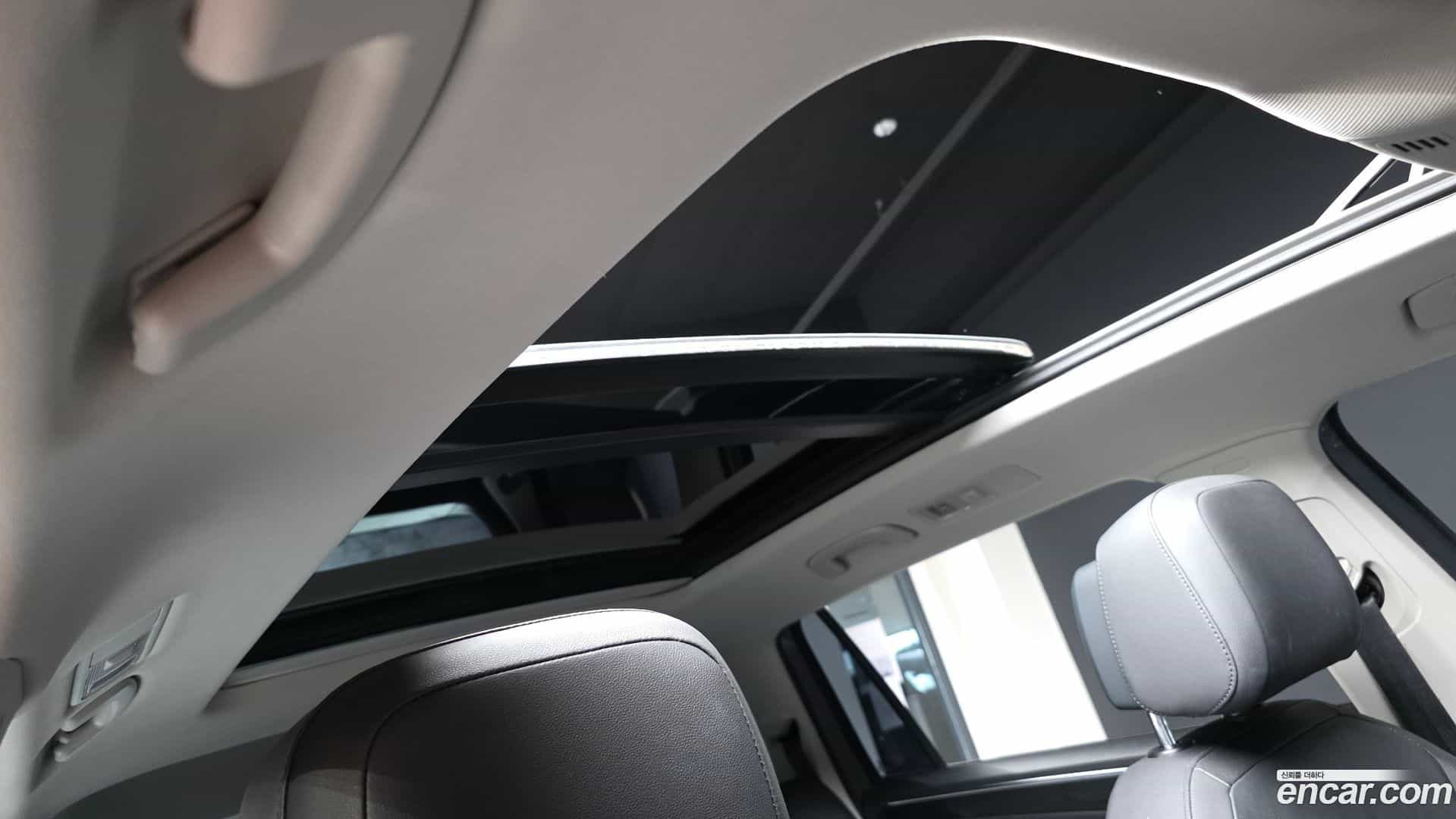 Tiguan Volkswagen 2020.11-OPTION-022