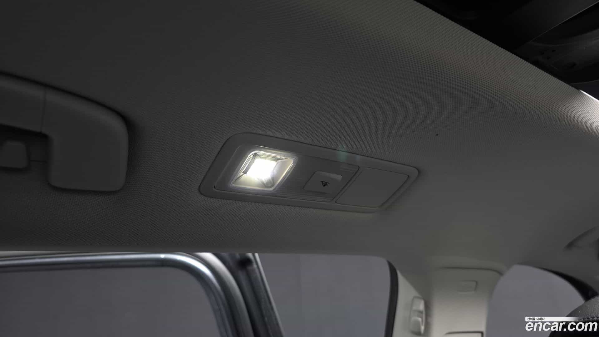 Tiguan Volkswagen 2020.11-OPTION-048