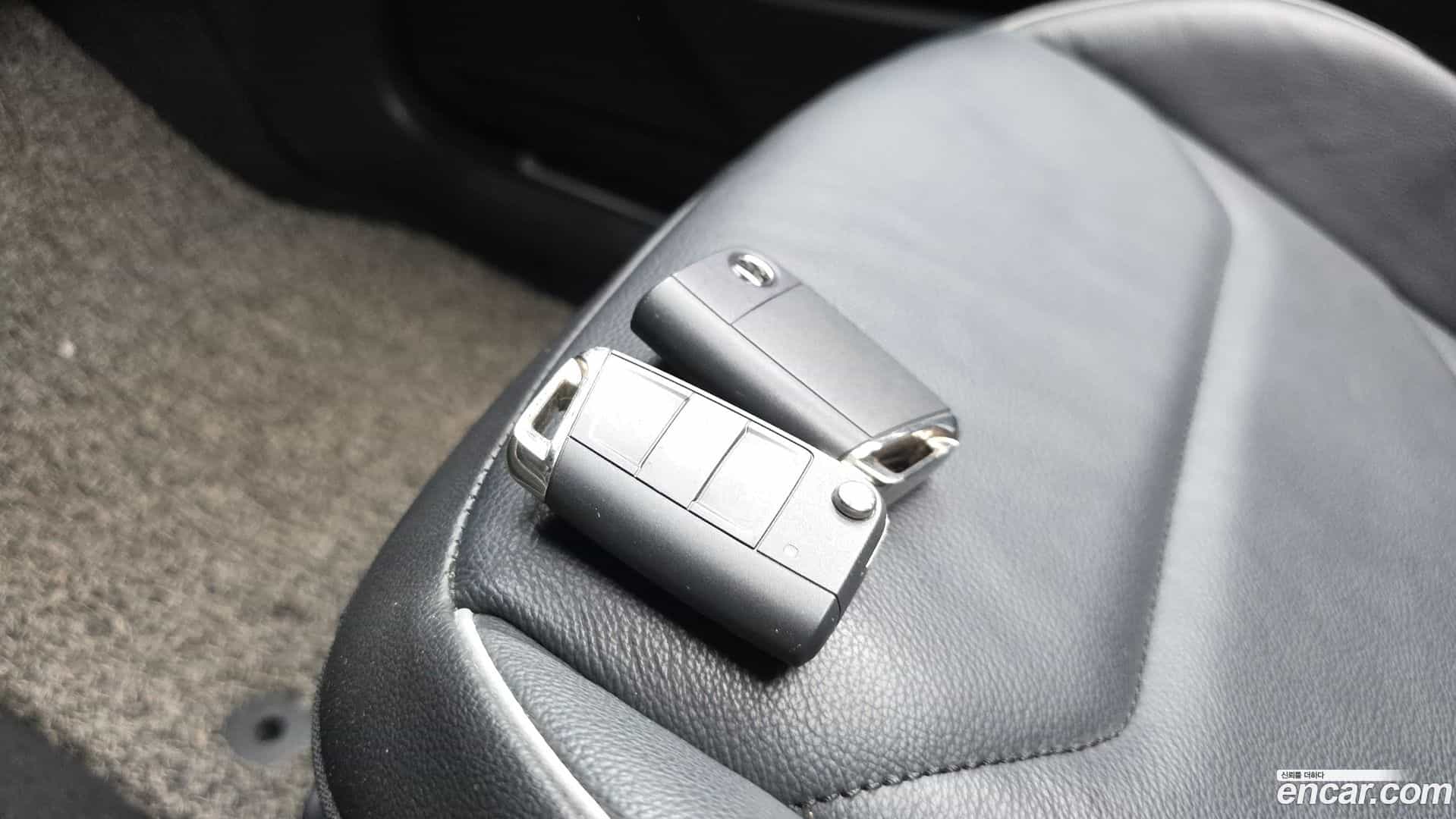 Tiguan Volkswagen 2020.11-OPTION-052