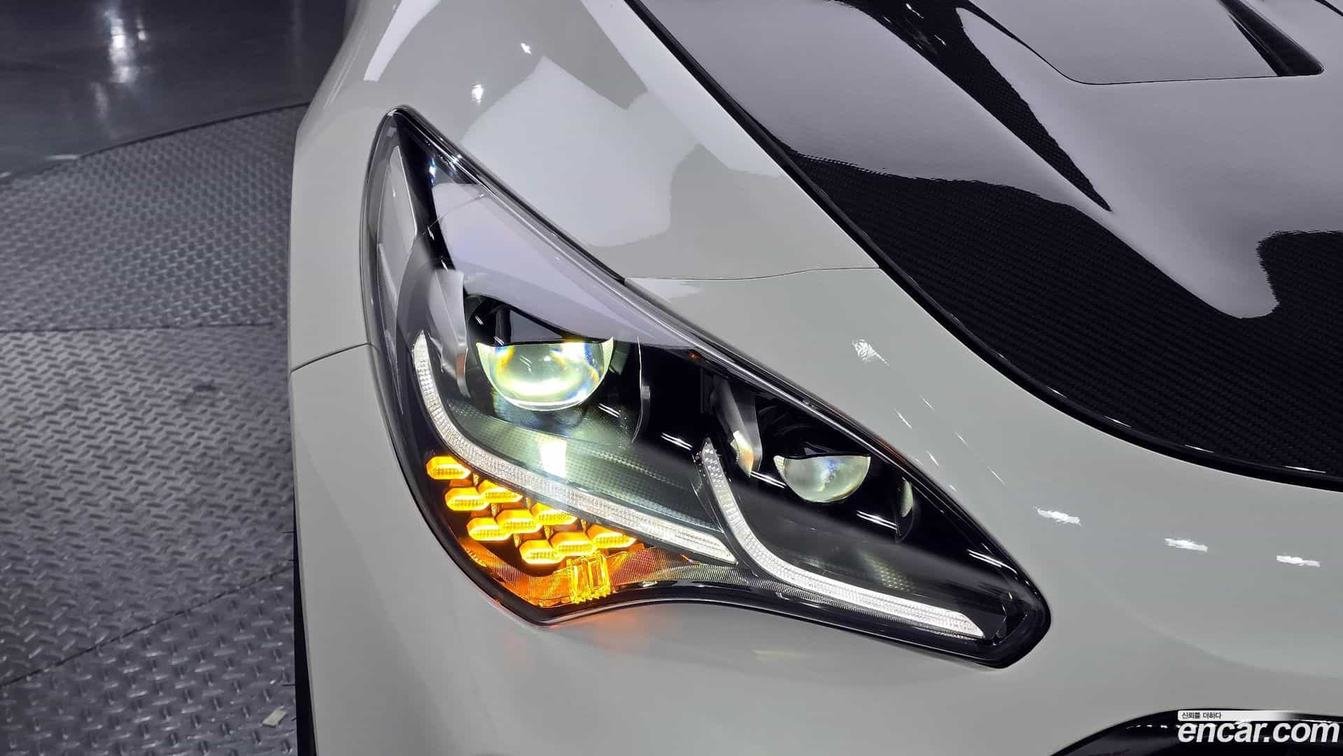 Stinger Kia 2023.1-OUTER-032