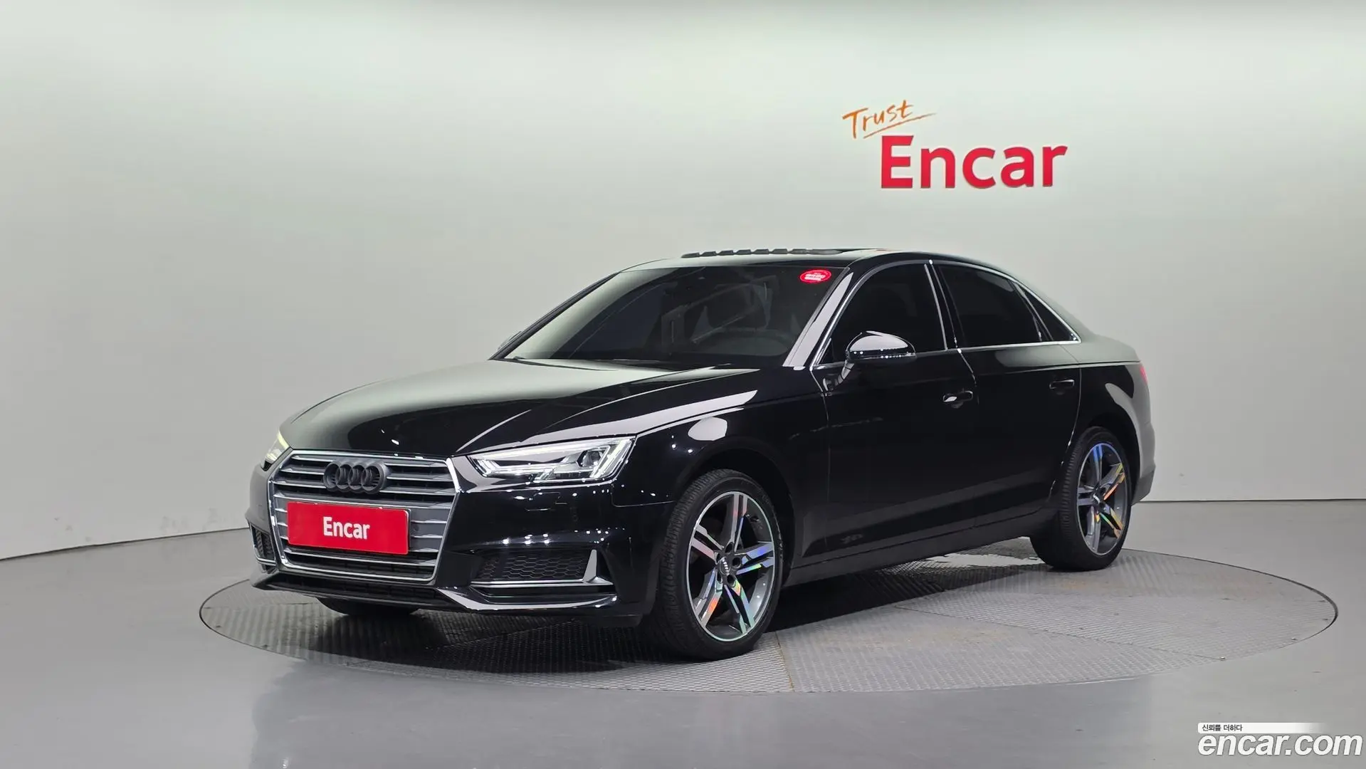 Main__Slider__Photo:A4 Audi 2019.11-0