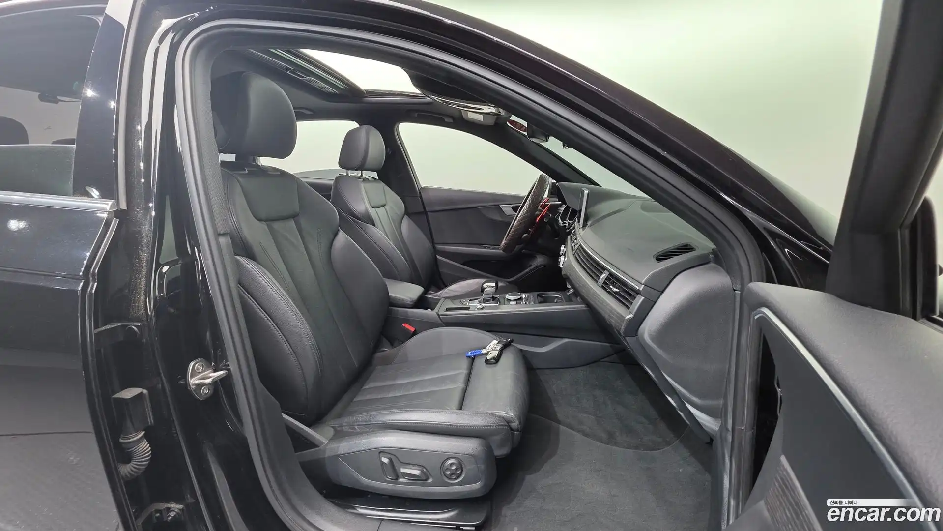 A4 Audi 2019.11-INNER-010