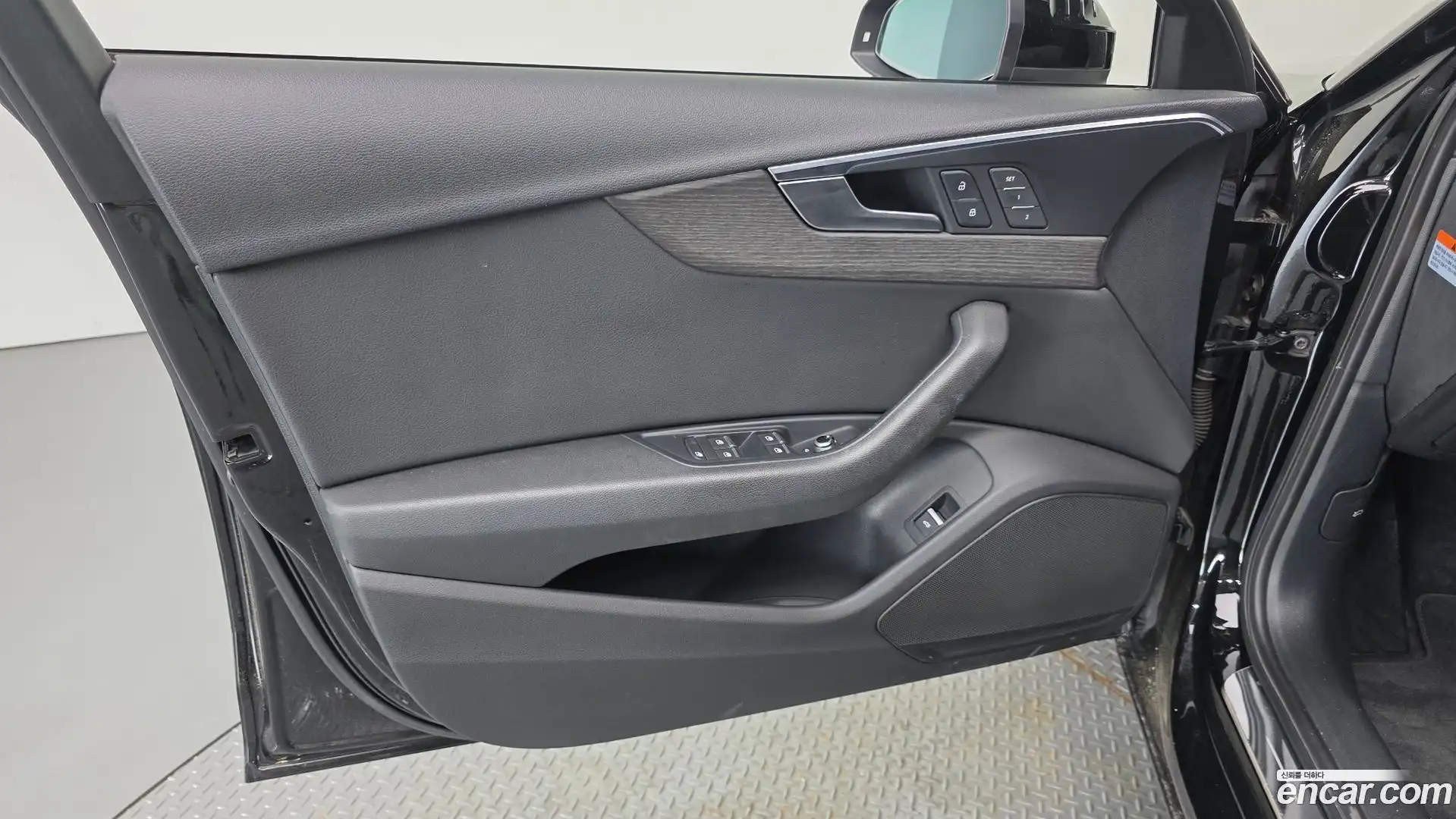 A4 Audi 2019.11-INNER-034