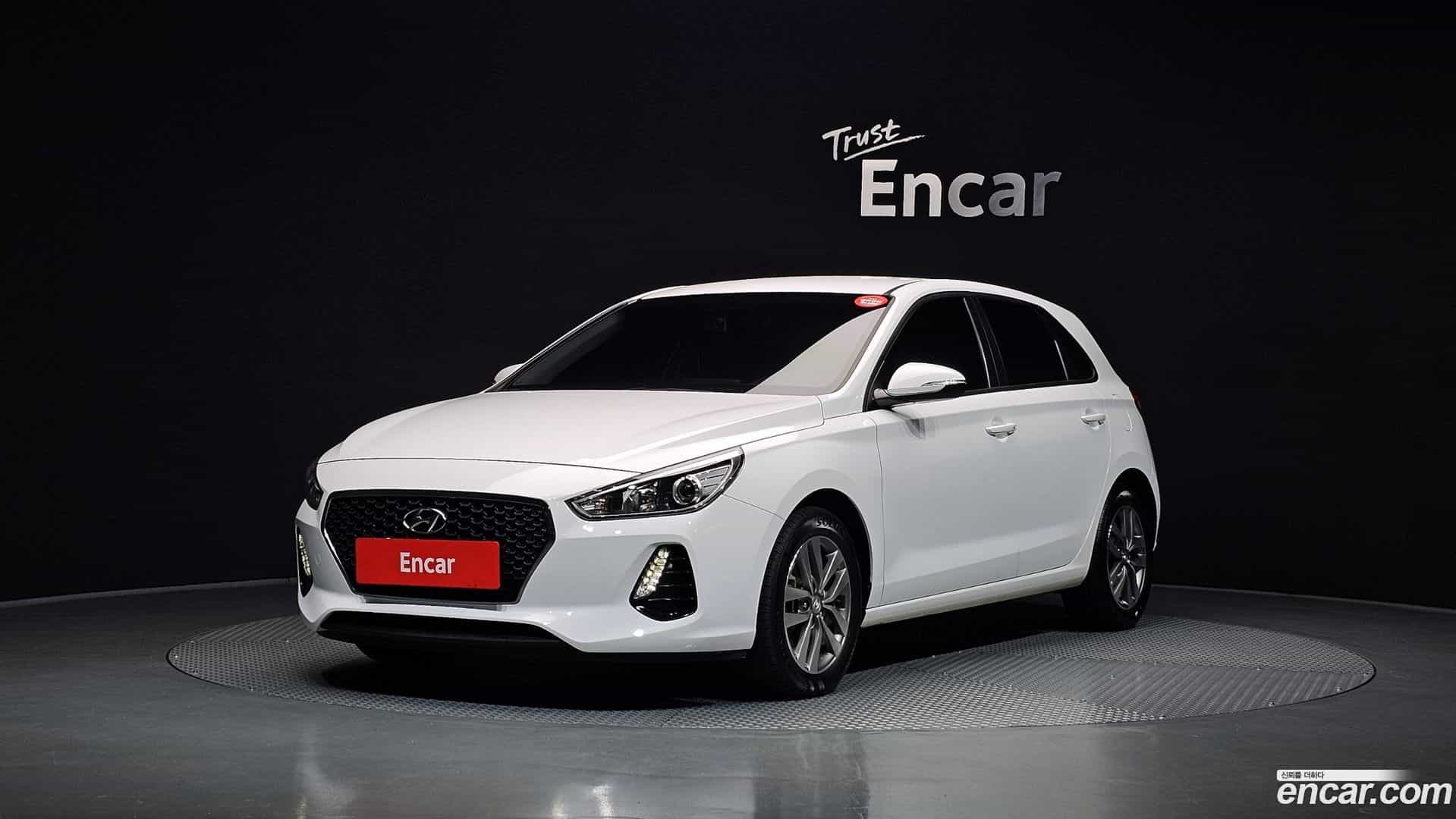 i30 Hyundai 2017.8-OUTER-001