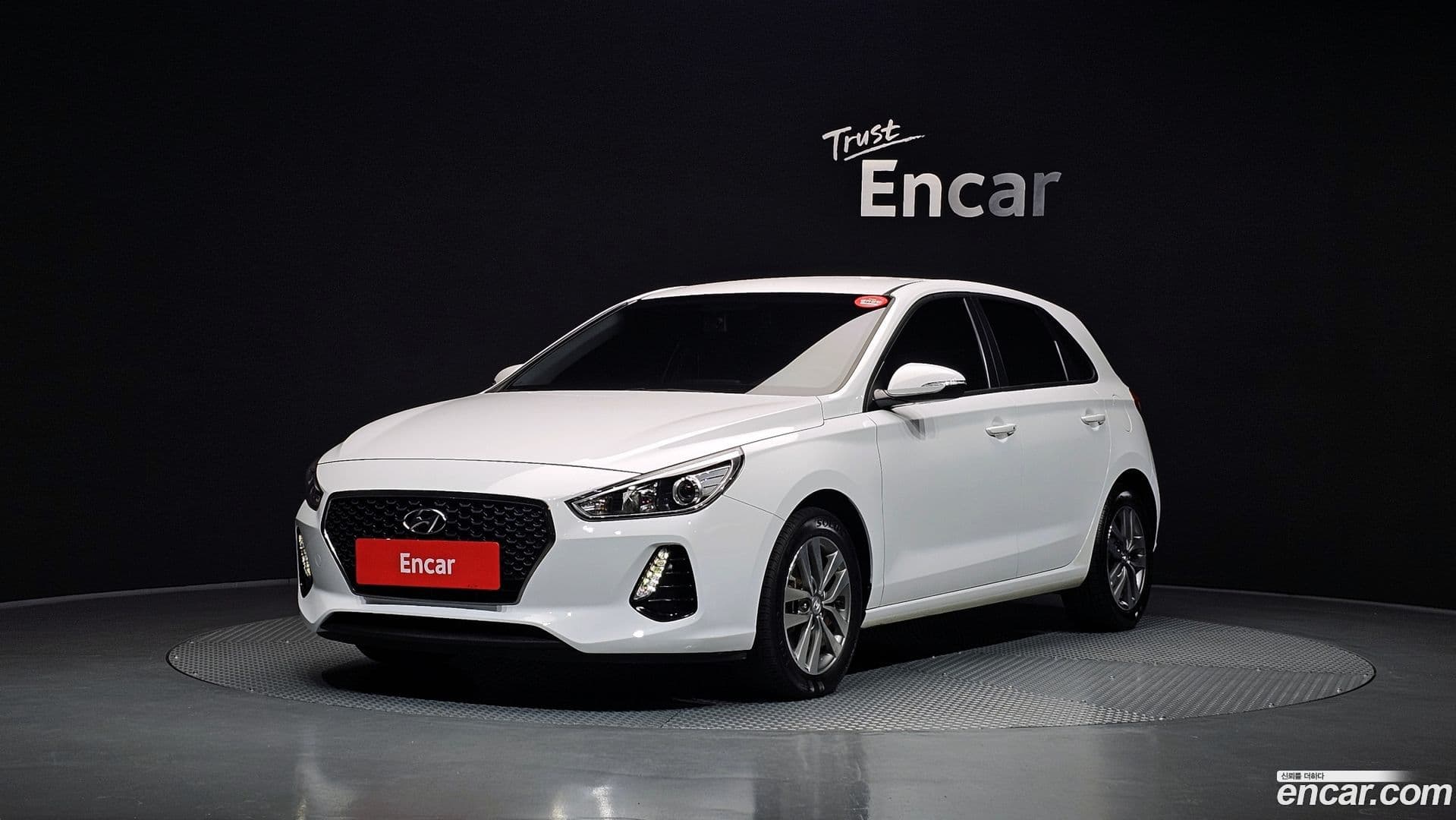 Main__Slider__Photo:i30 Hyundai 2017.8-0