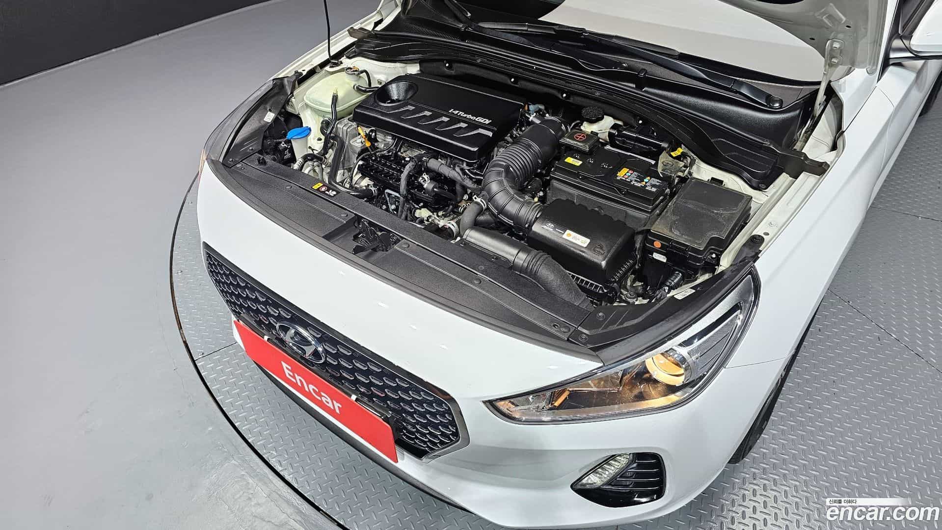 i30 Hyundai 2017.8-OUTER-006