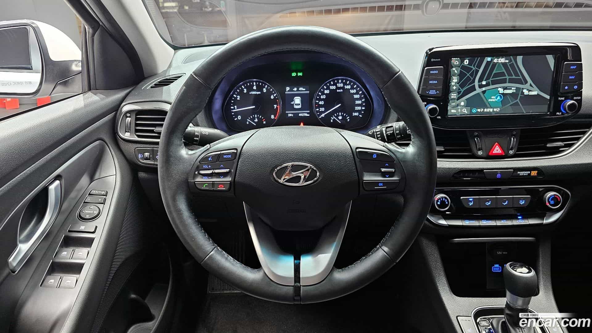 i30 Hyundai 2017.8-OPTION-017