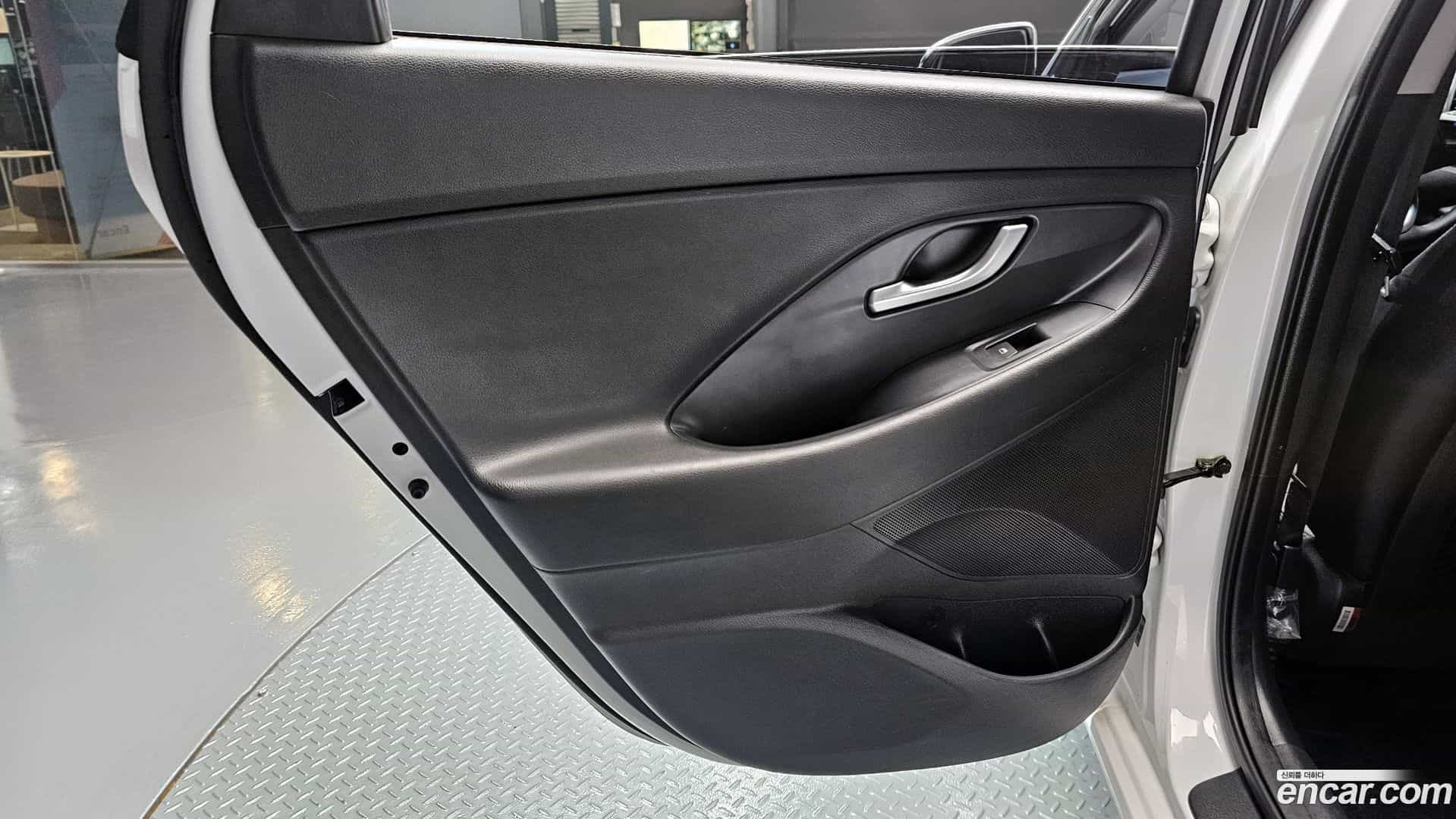 i30 Hyundai 2017.8-INNER-035