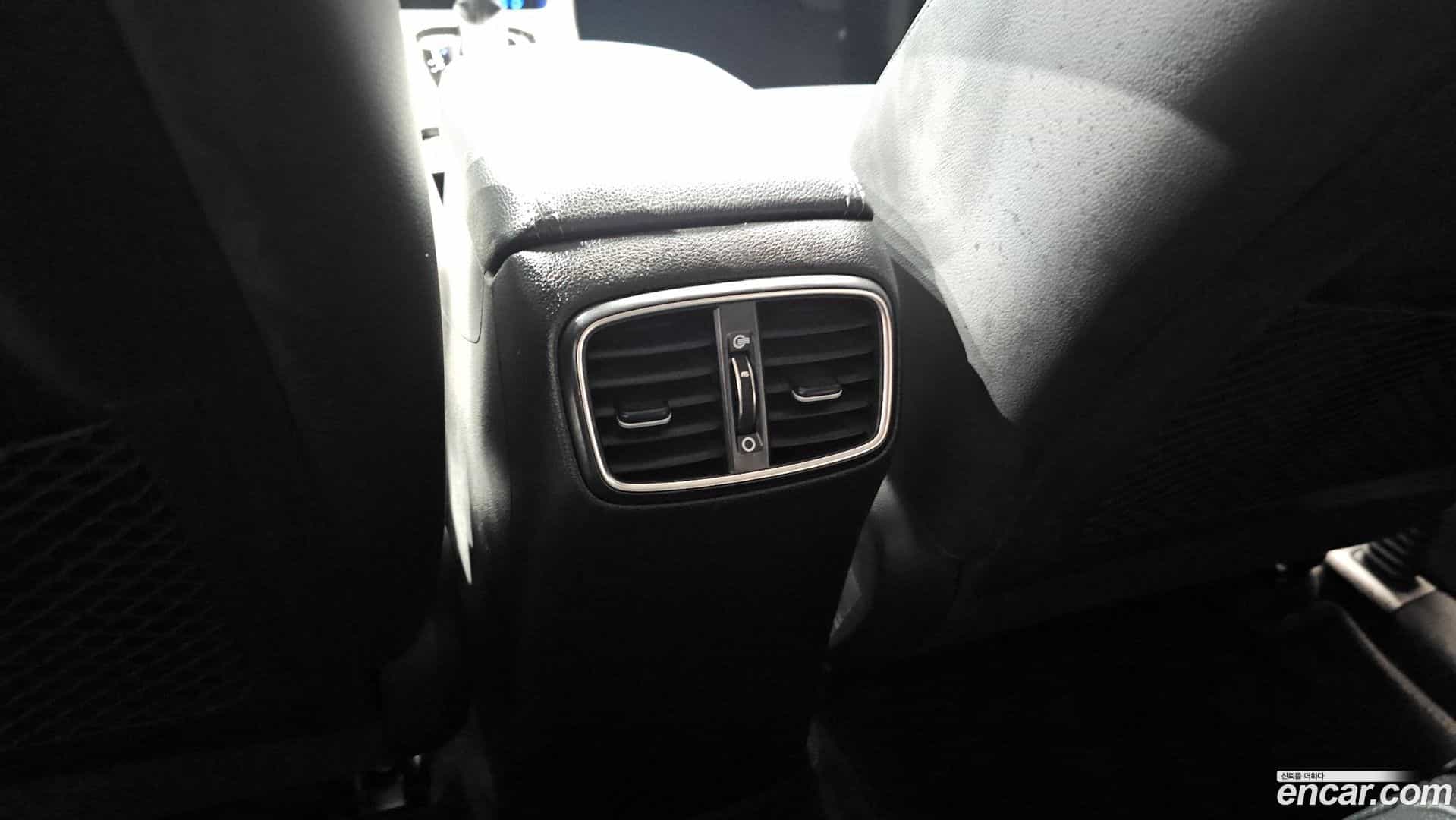 i30 Hyundai 2017.8-OPTION-041