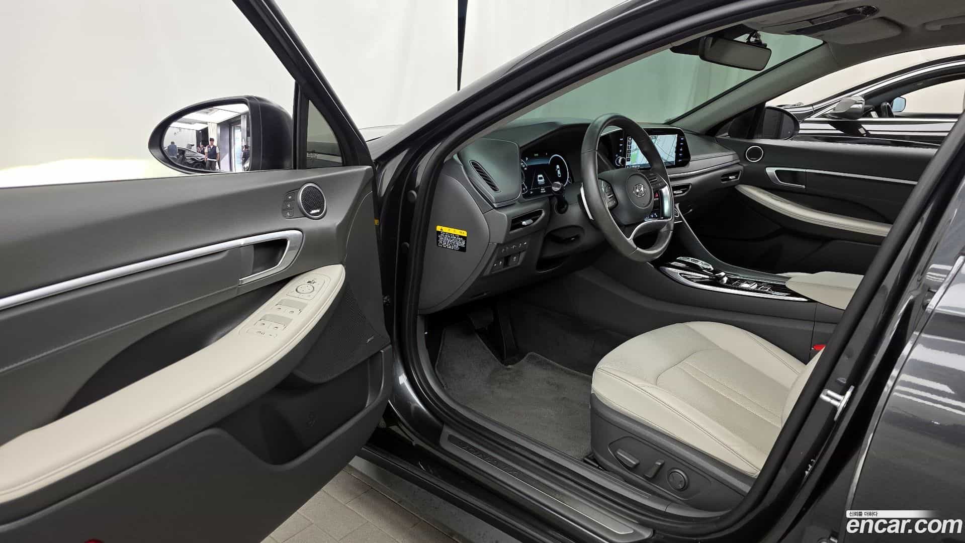Sonata Hyundai 2019.6-INNER-010