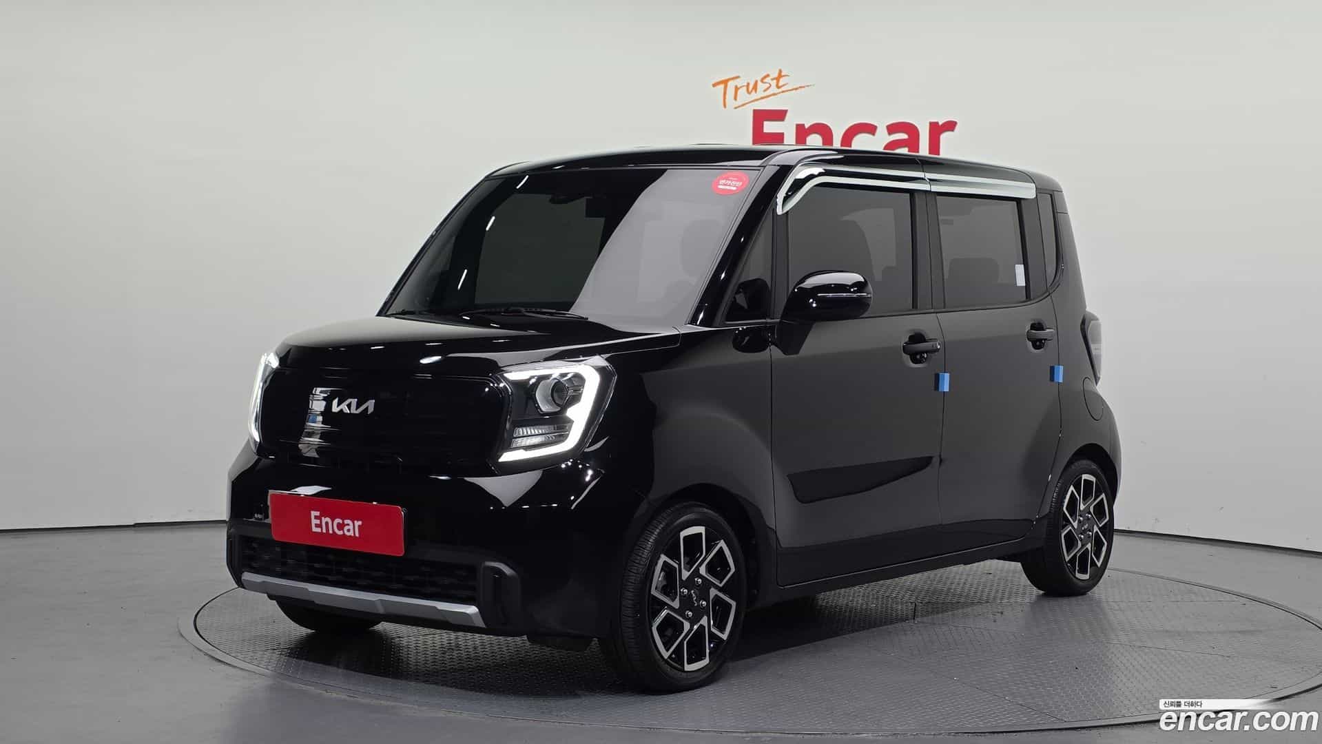 RAY Kia 2022.8-OUTER-001