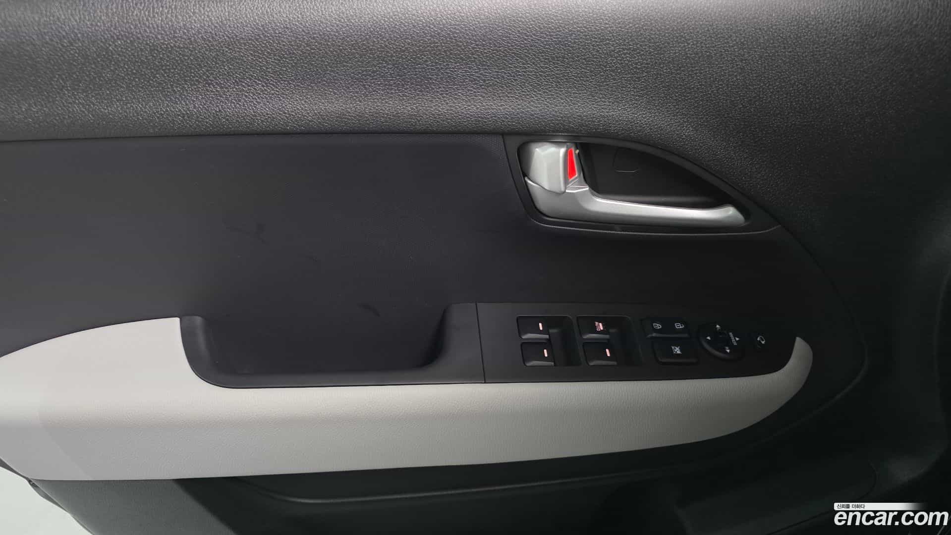 RAY Kia 2026.0-INNER-034