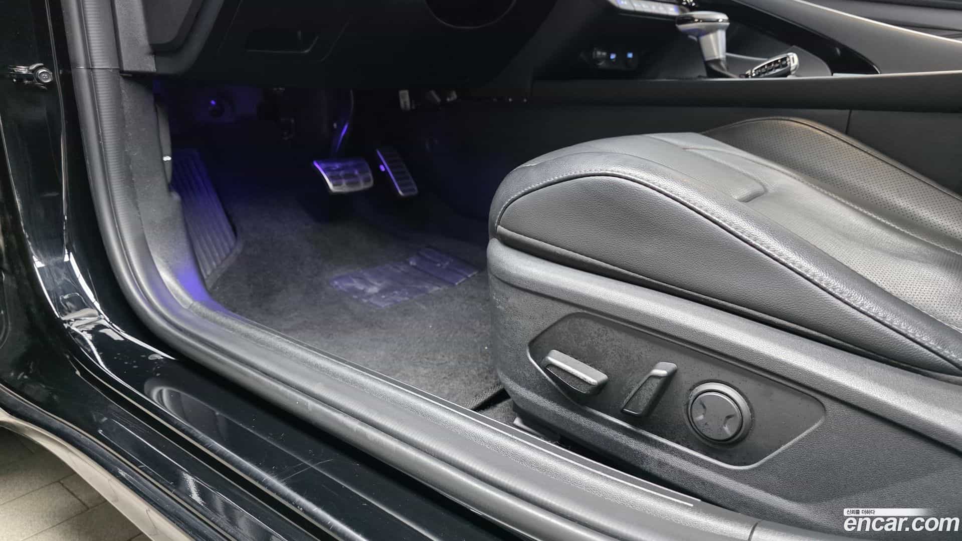 AVANTE Hyundai 2023.2-OPTION-021