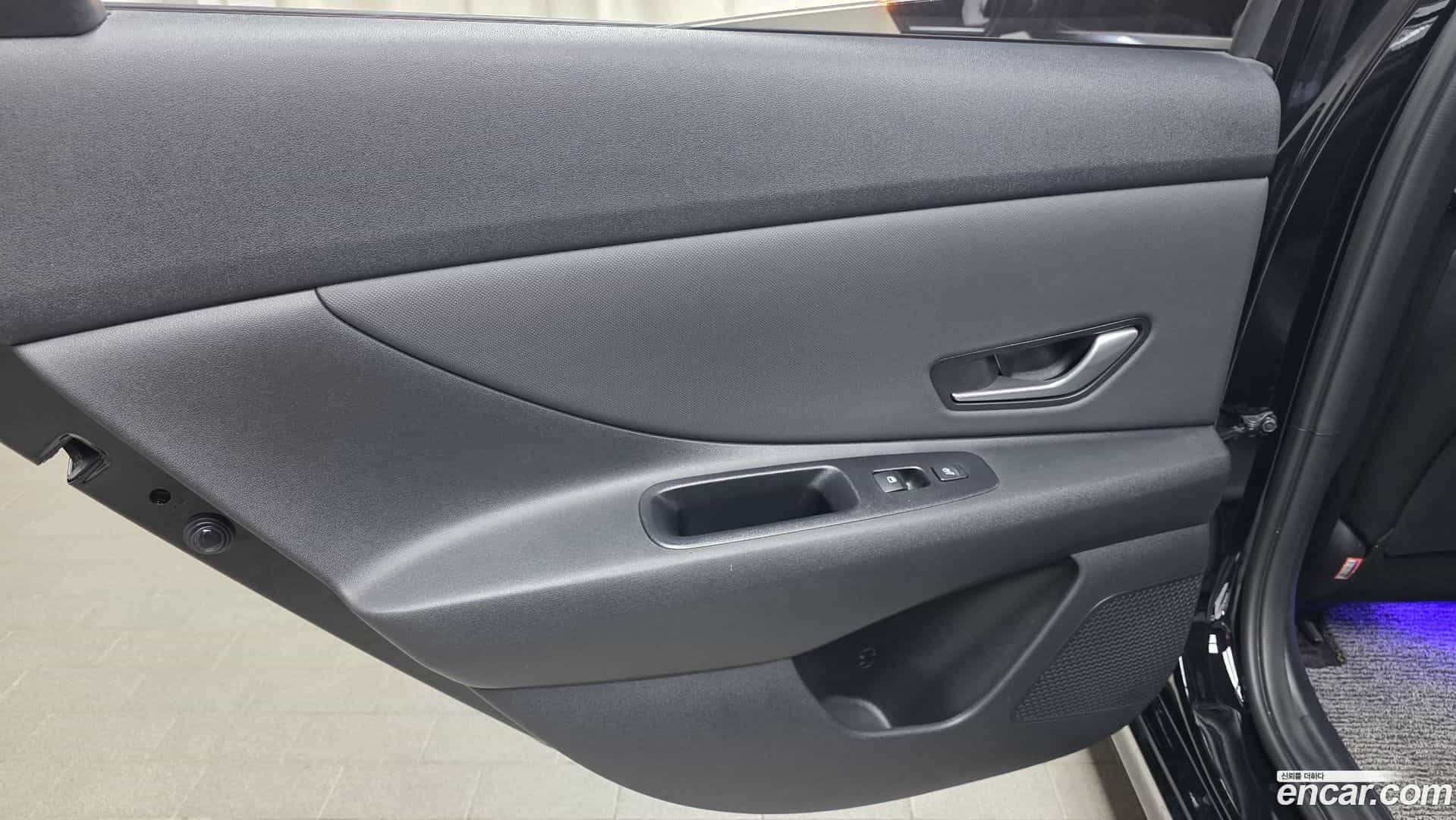 AVANTE Hyundai 2023.2-INNER-035