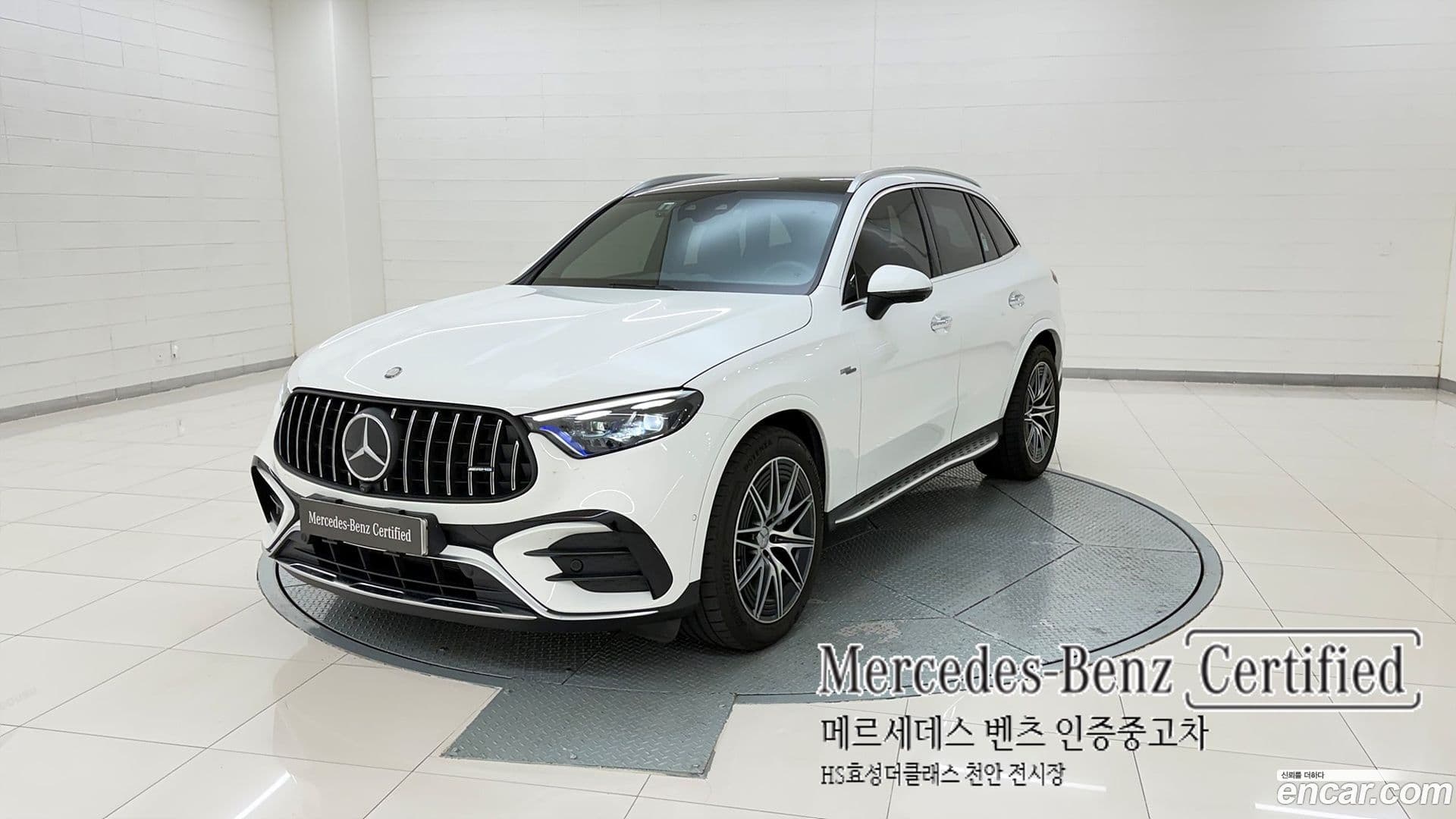 Main__Slider__Photo:GLC-Class Mercedes-Benz 2025.4-0
