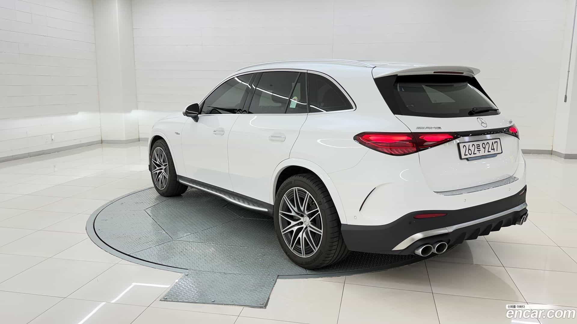 GLC-Class Mercedes-Benz 2025.4-OUTER-003