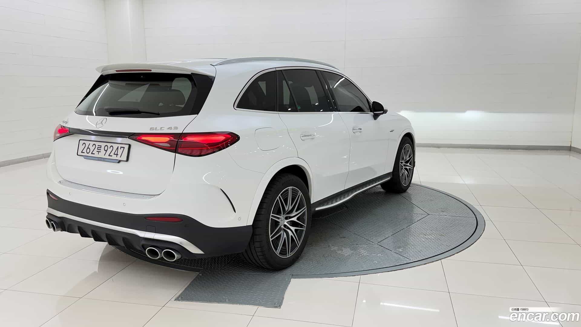GLC-Class Mercedes-Benz 2025.4-OUTER-005