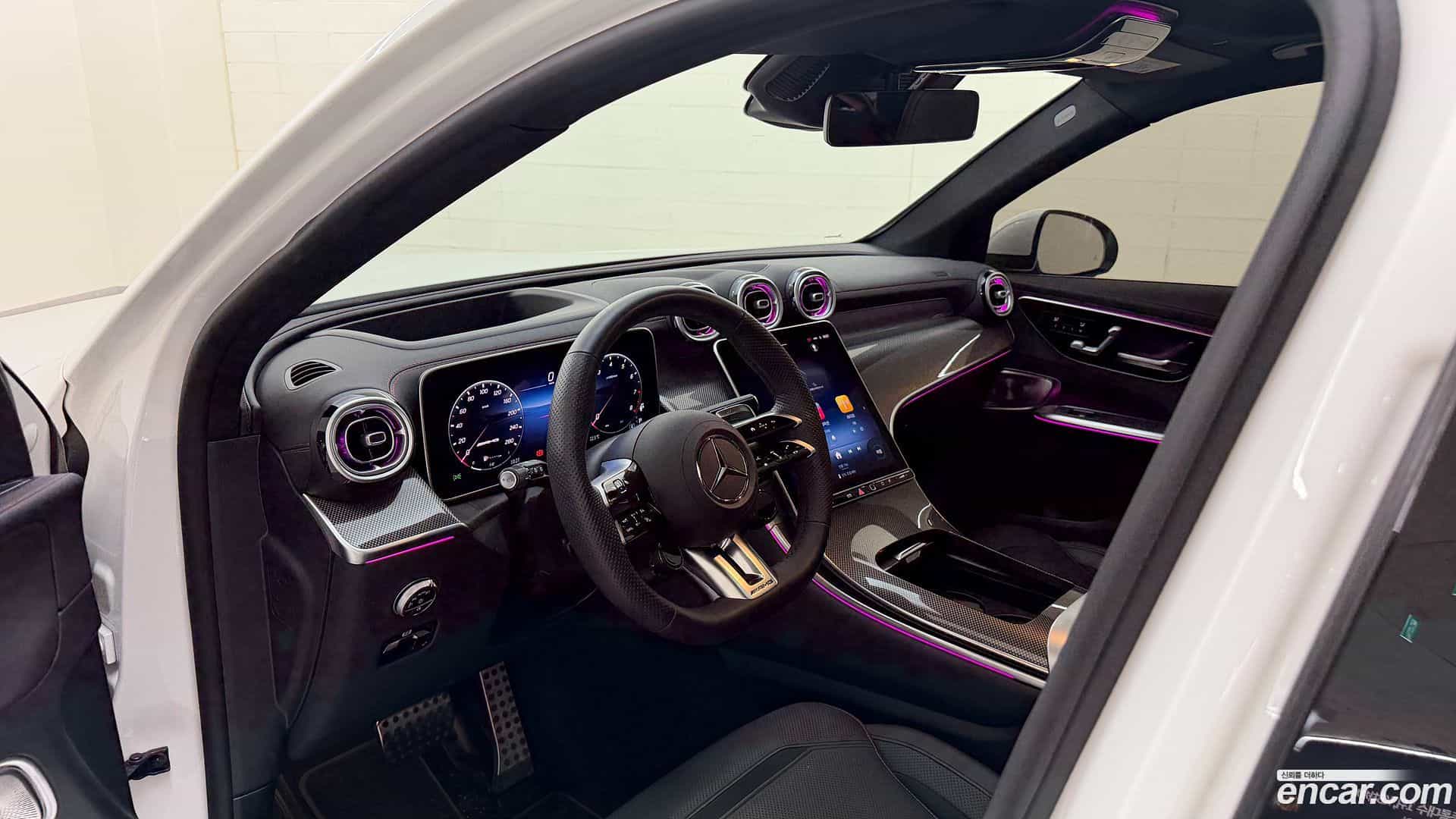 GLC-Class Mercedes-Benz 2025.4-OPTION-017