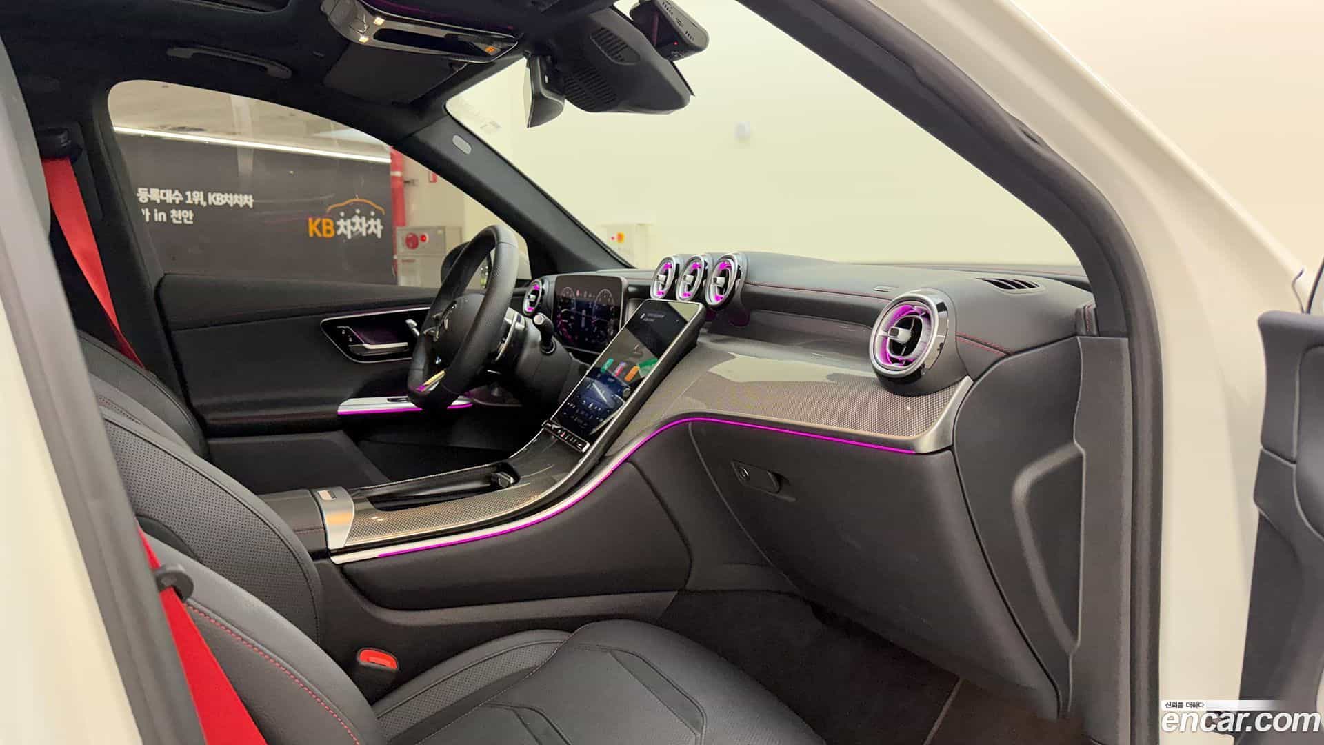 GLC-Class Mercedes-Benz 2025.4-OPTION-021