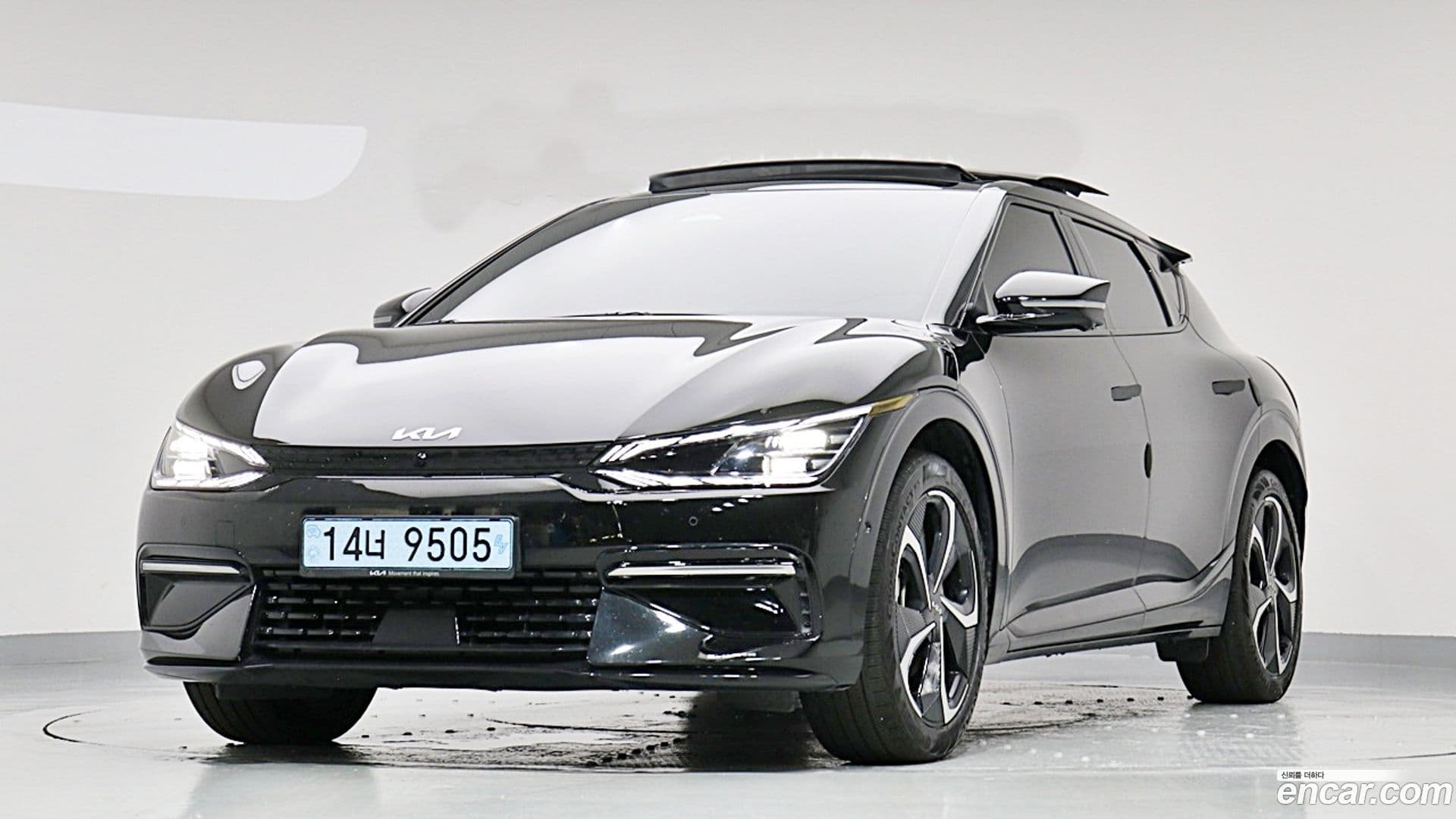 Main__Slider__Photo:EV6 Kia 2024.3-0
