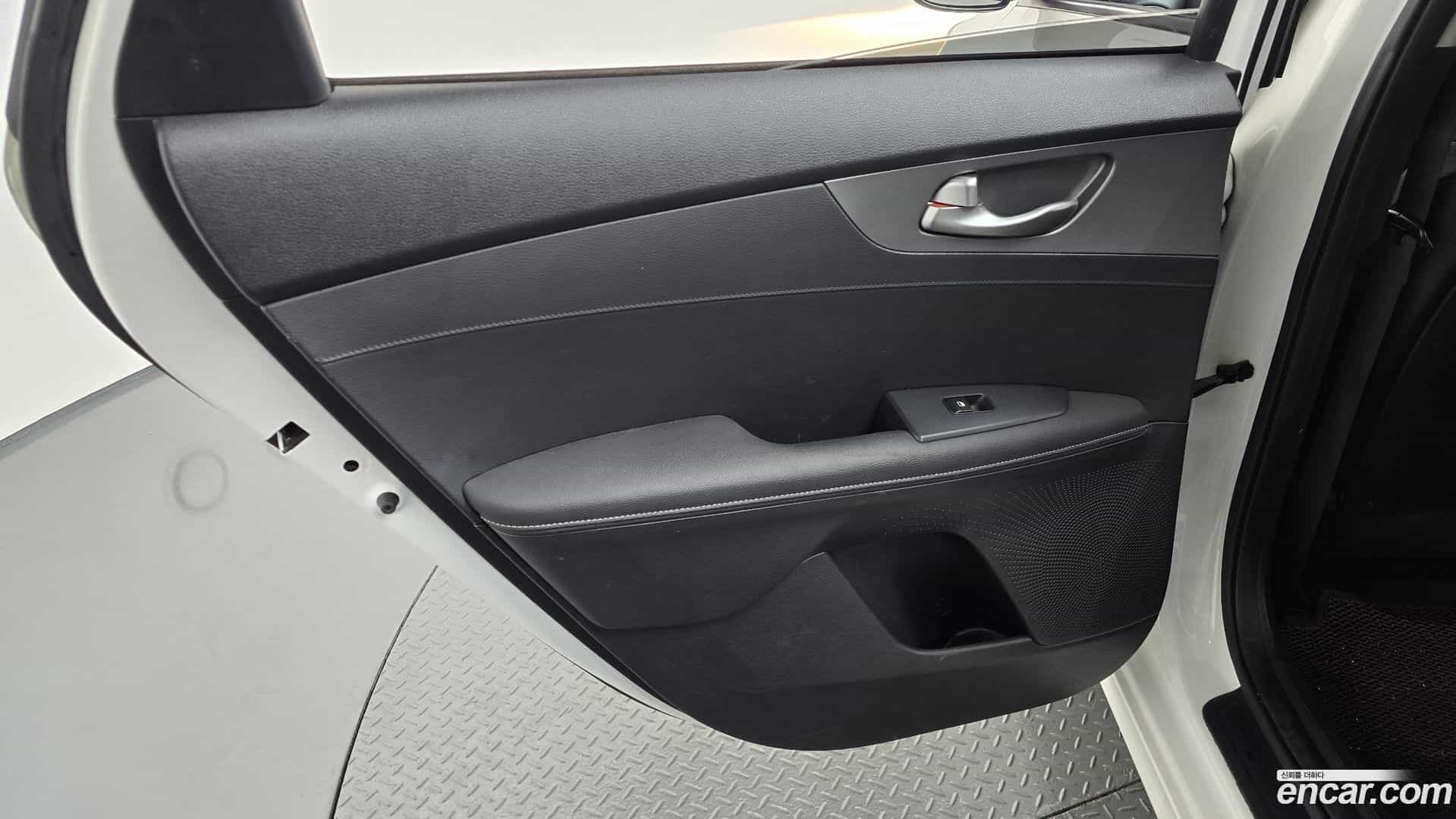 K3 Kia 2019.4-INNER-035