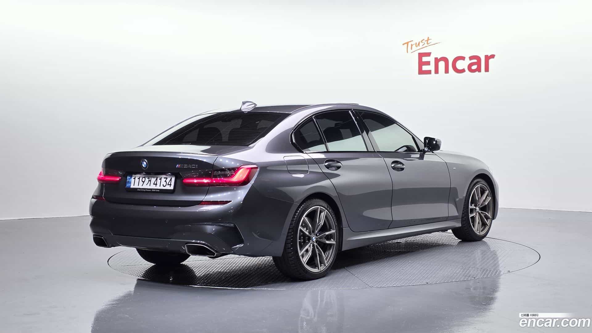 3-Series BMW 2022.2-OUTER-002