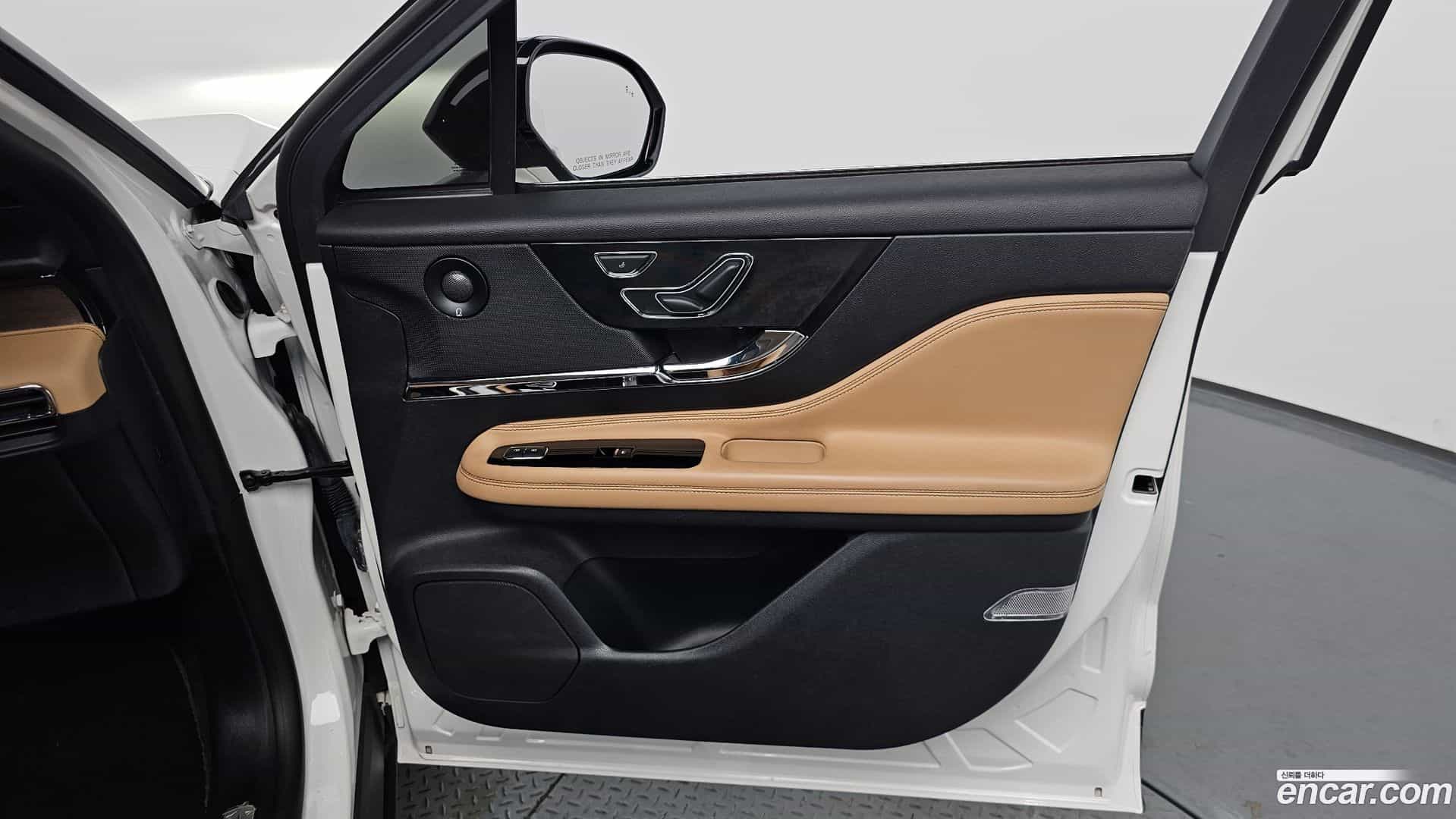 Corsair Lincoln 2022.11-INNER-034