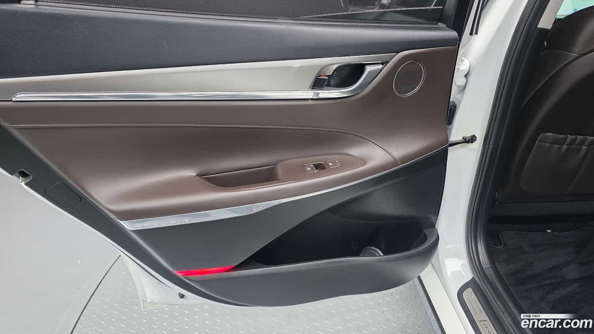 Grandeur Hyundai 2020.9-INNER-035