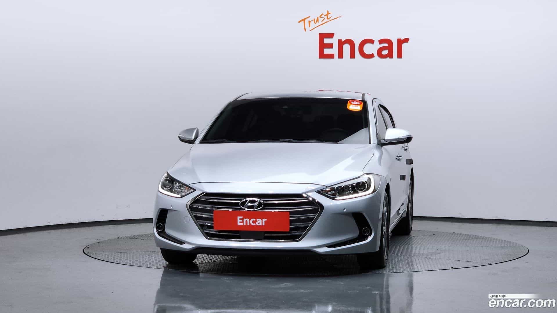 AVANTE Hyundai 2017.5-OUTER-003