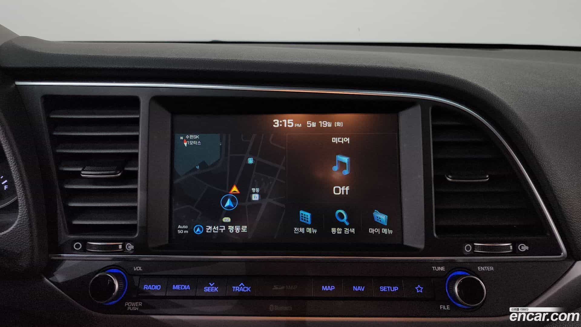 AVANTE Hyundai 2017.5-OPTION-016