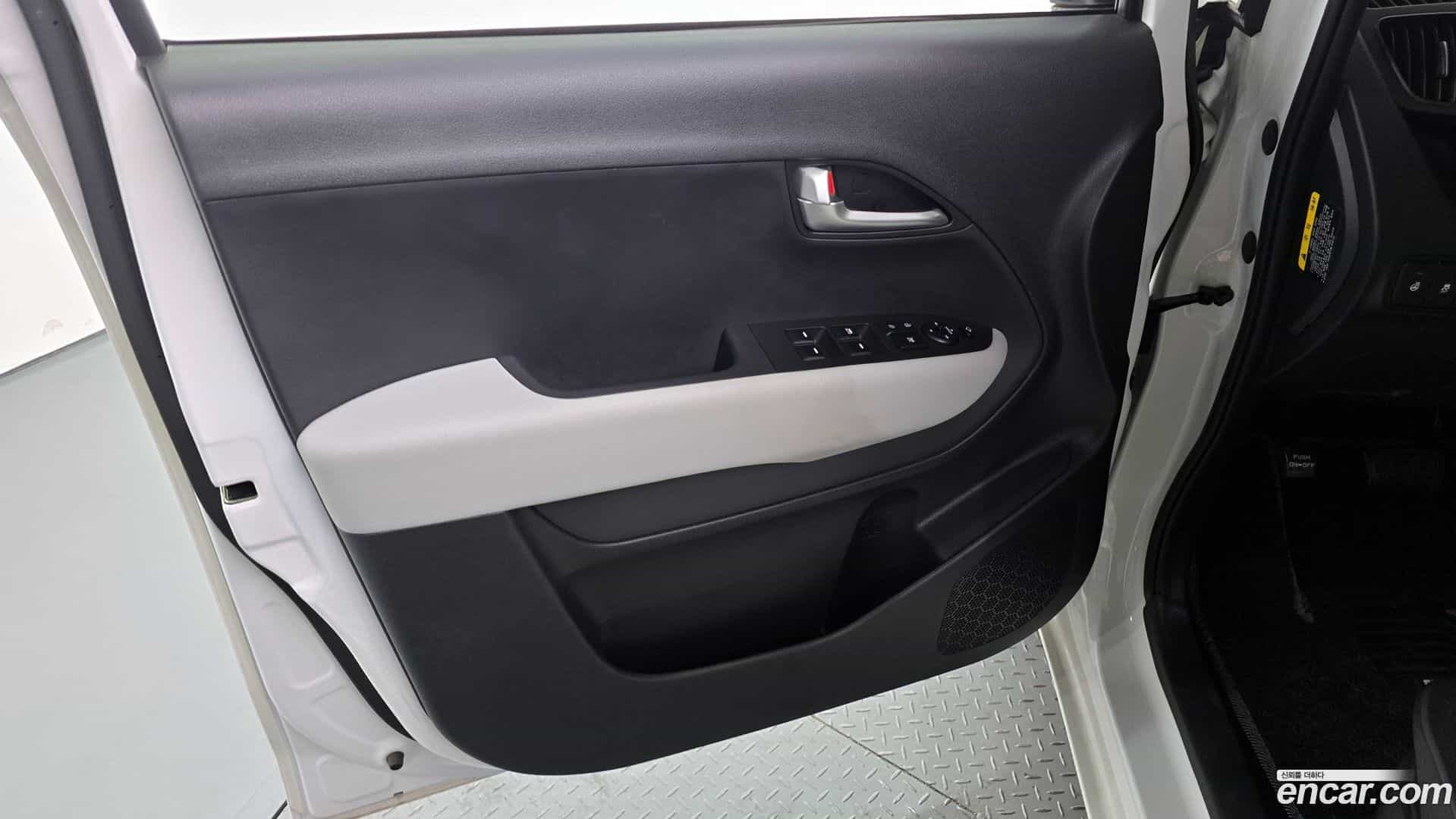 RAY Kia 2024.2-INNER-034