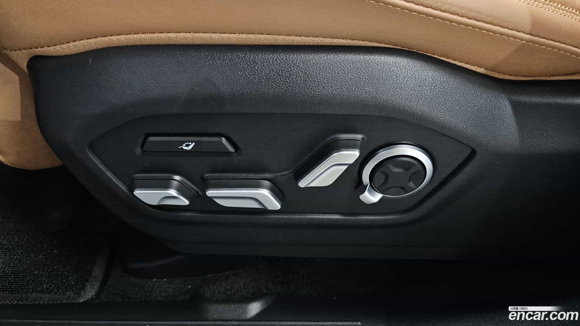 Santafe Hyundai 2024.11-OPTION-044