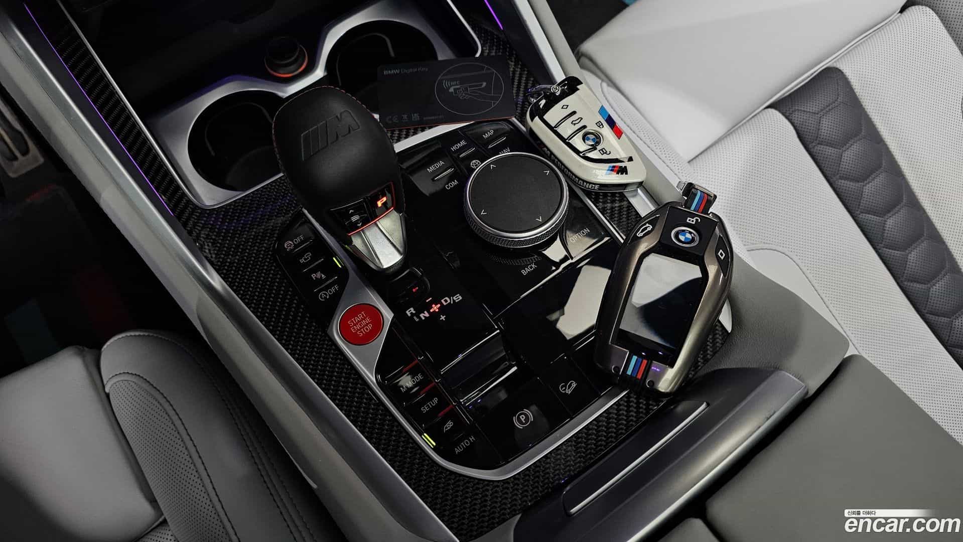 X6M BMW 2022.5-INNER-009